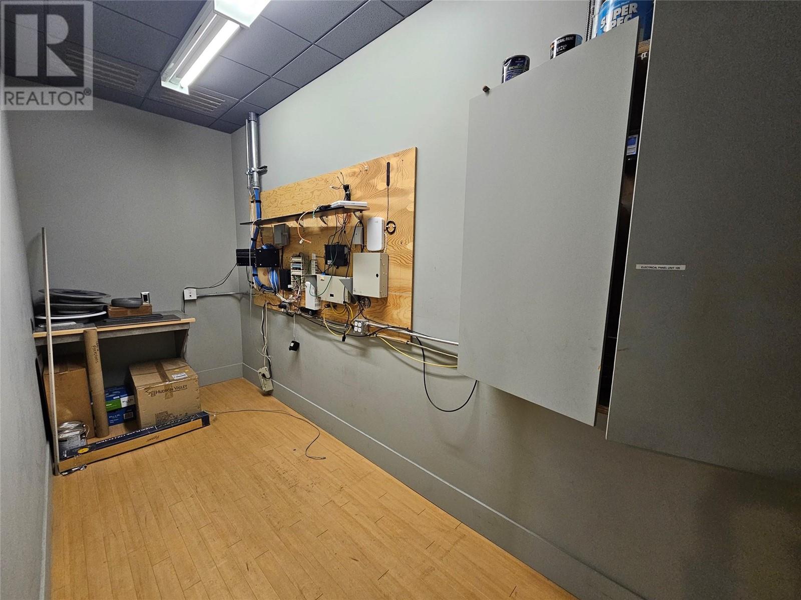 2040 Springfield Road Unit# 105/106 Property Photo 44