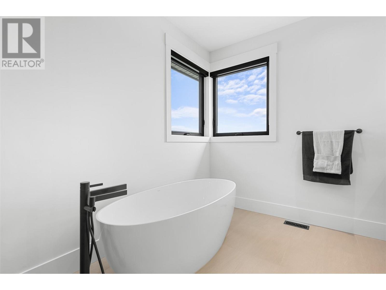 1587 Malbec Place Property Photo 39