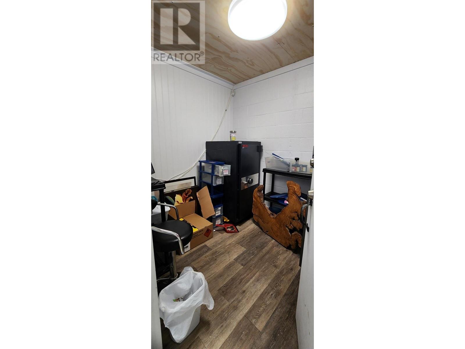 3109 30 Avenue Property Photo 11