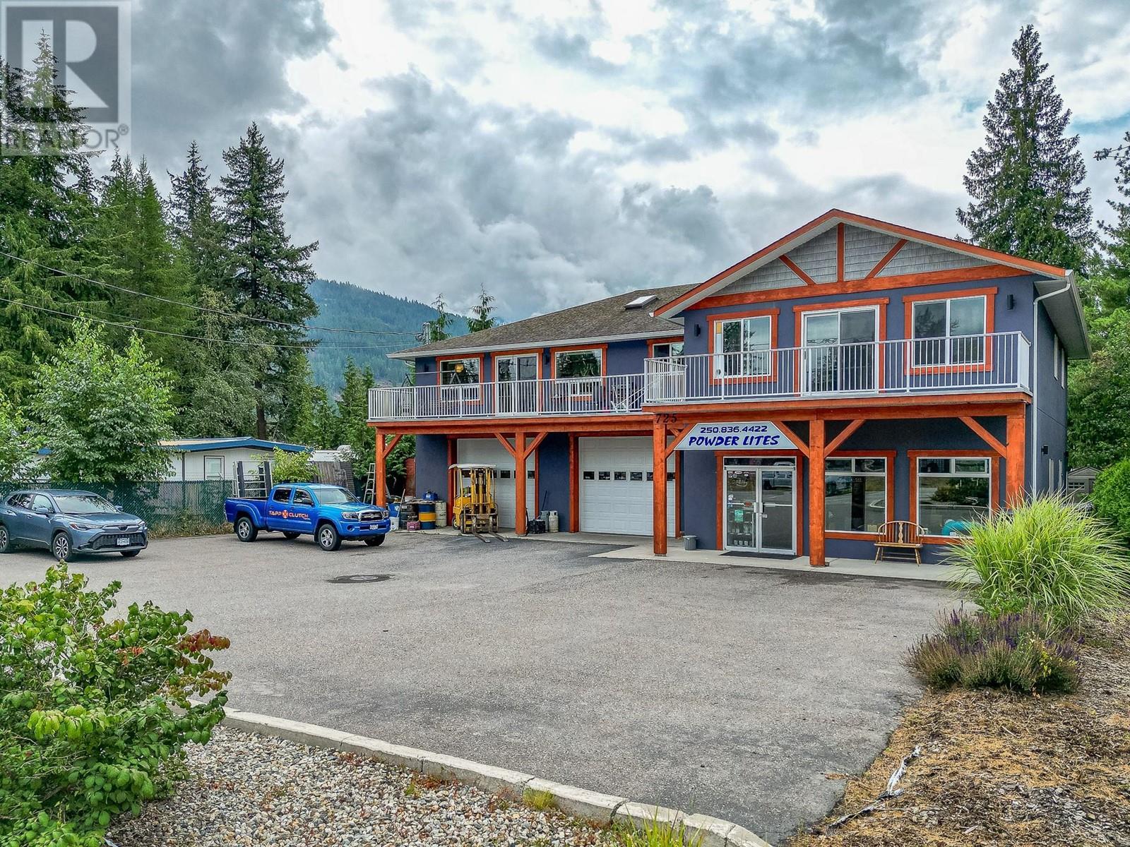725 Trans Canada Frontage Road Property Photo 1