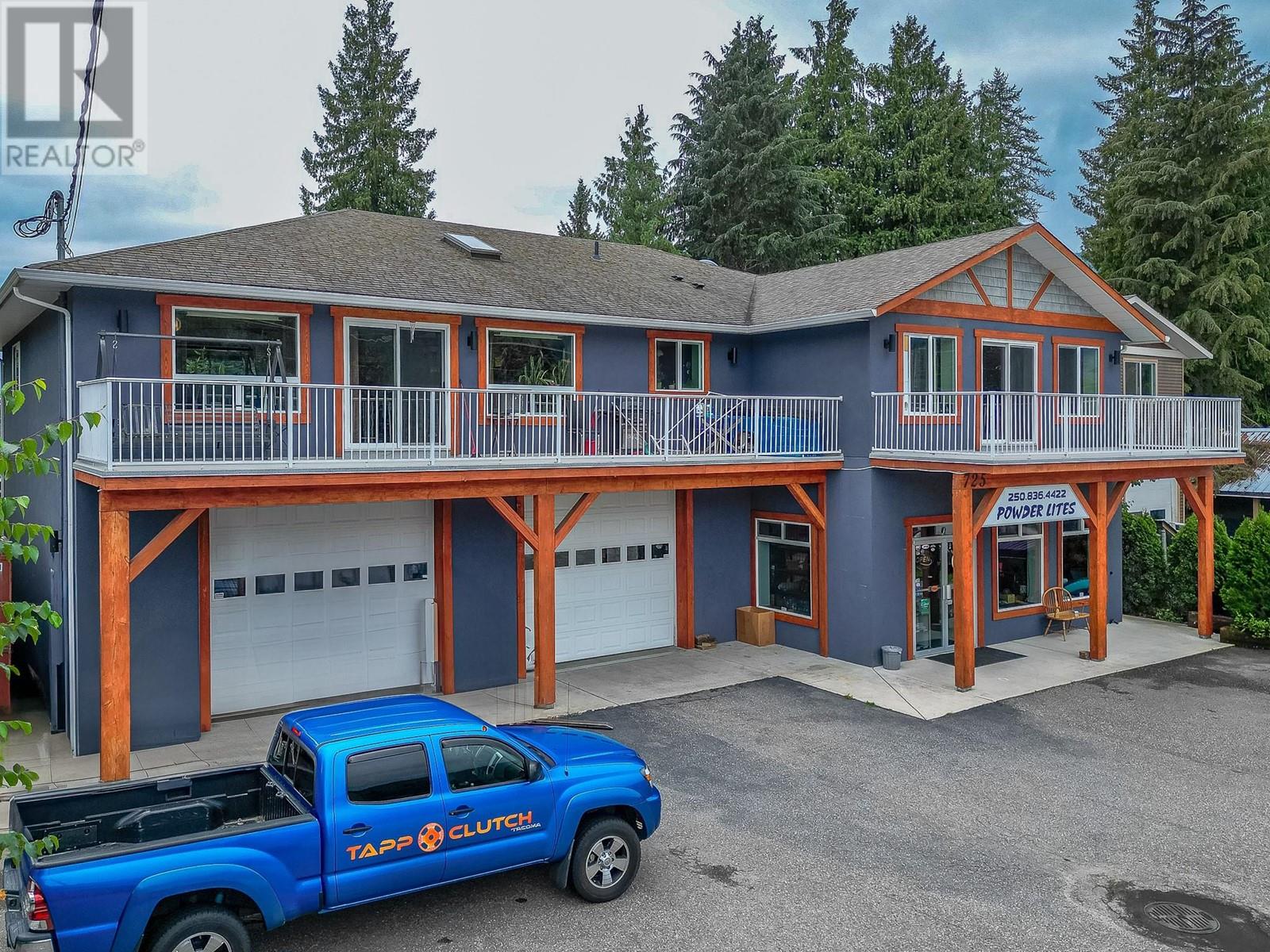 725 Trans Canada Frontage Road Property Photo 1
