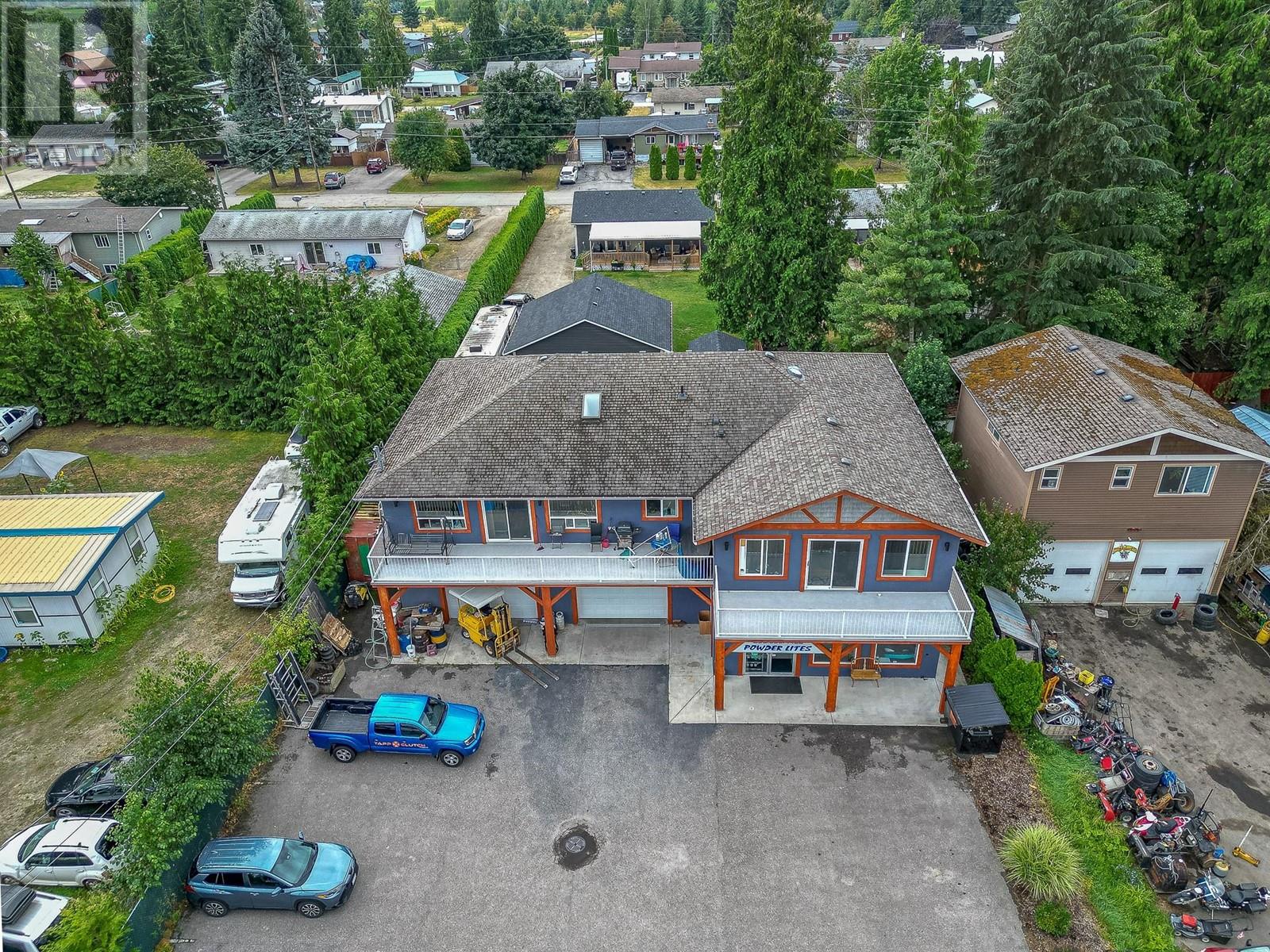 725 Trans Canada Frontage Road Property Photo 4