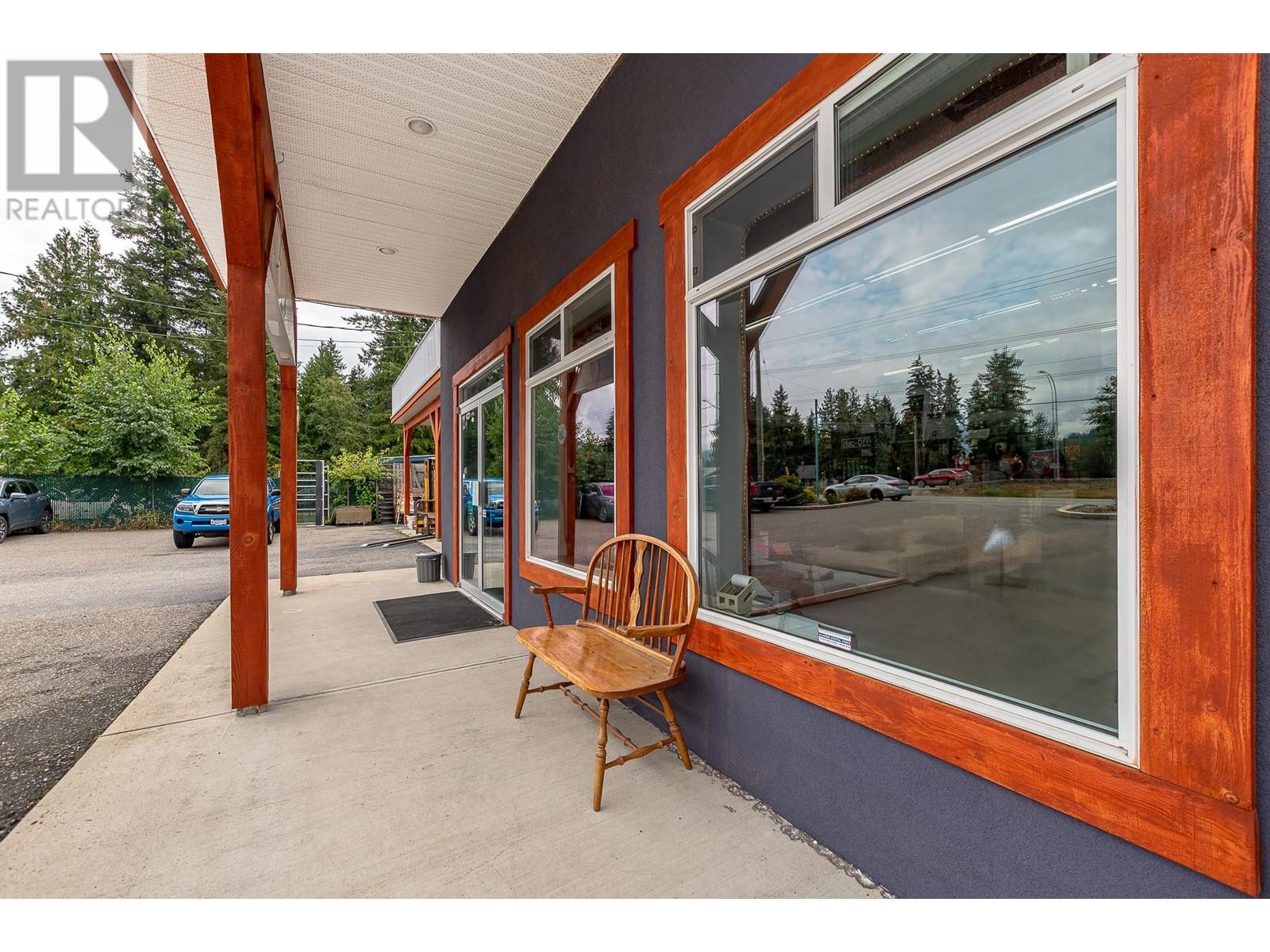 725 Trans Canada Frontage Road Property Photo 5