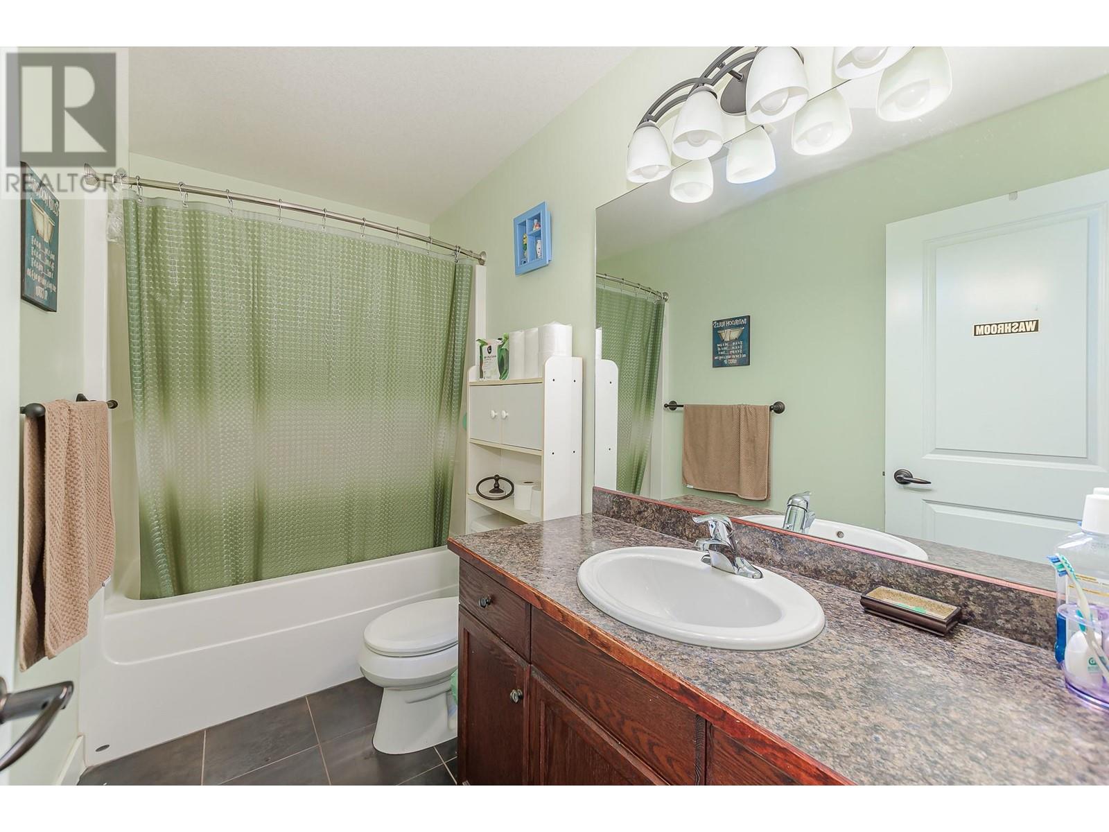 725 Trans Canada Frontage Road Property Photo 33