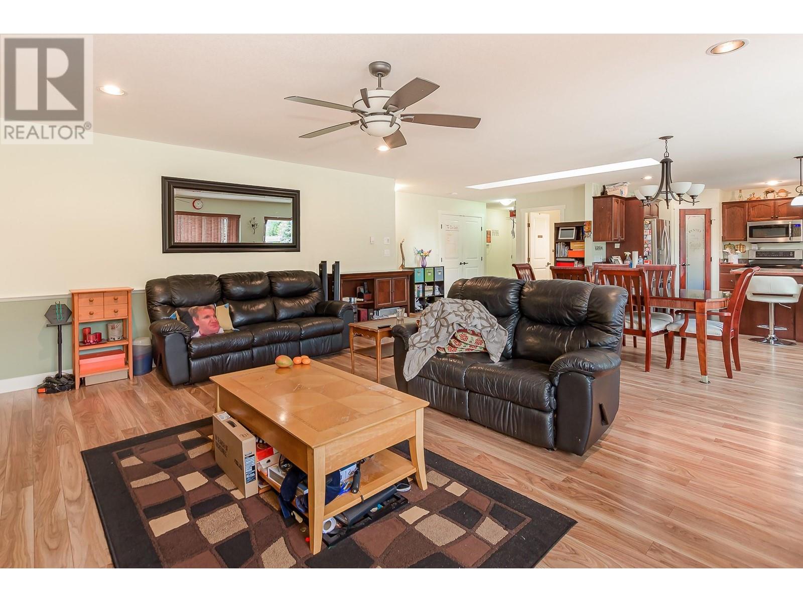 725 Trans Canada Frontage Road Property Photo 40