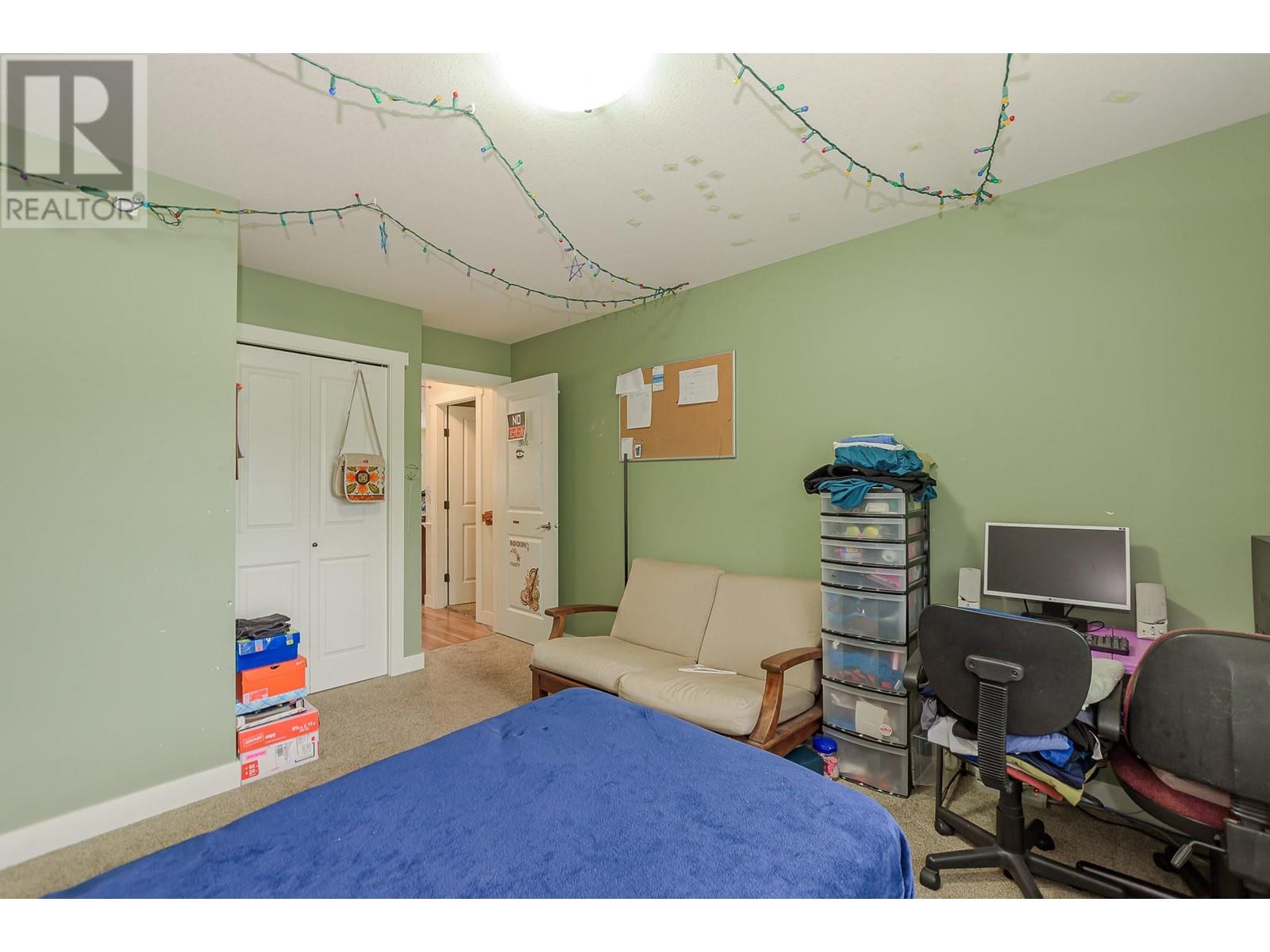 725 Trans Canada Frontage Road Property Photo 43