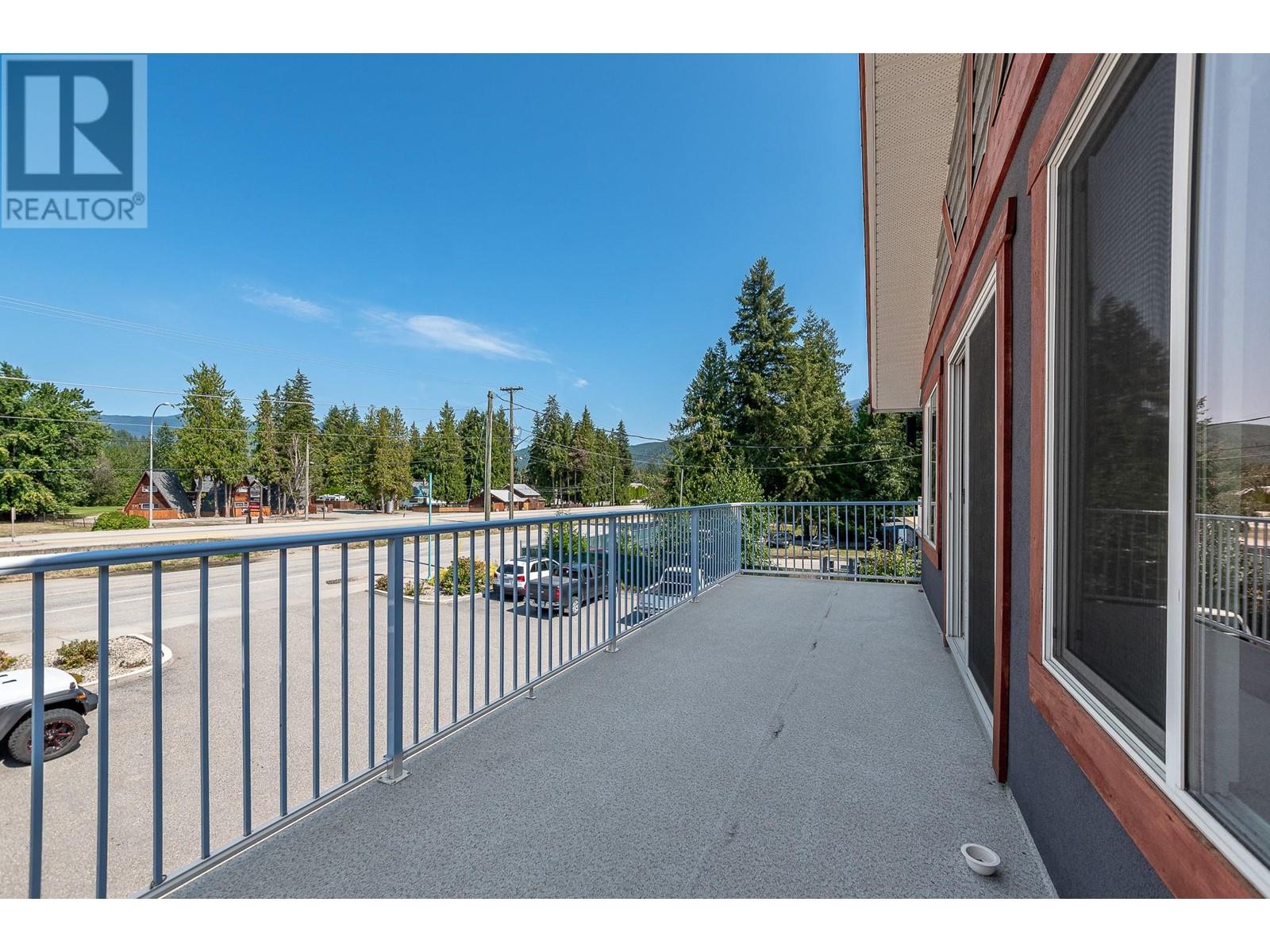 725 Trans Canada Frontage Road Property Photo 70