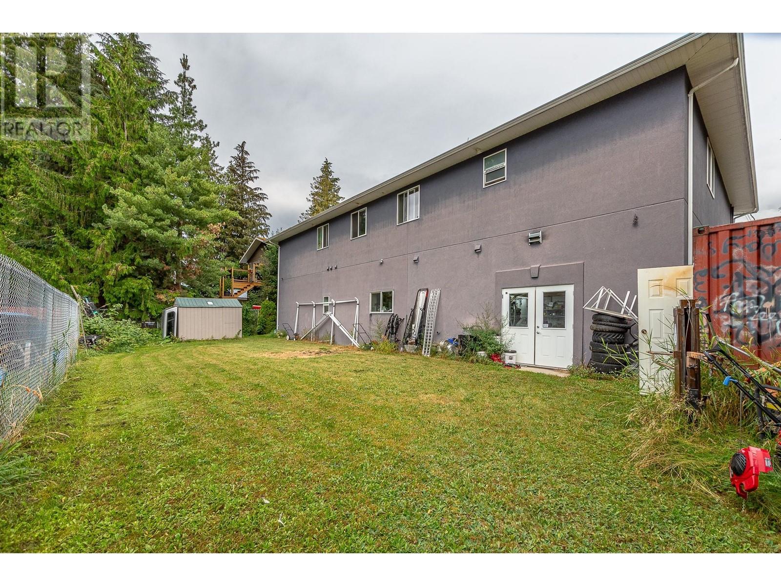 725 Trans Canada Frontage Road Property Photo 78