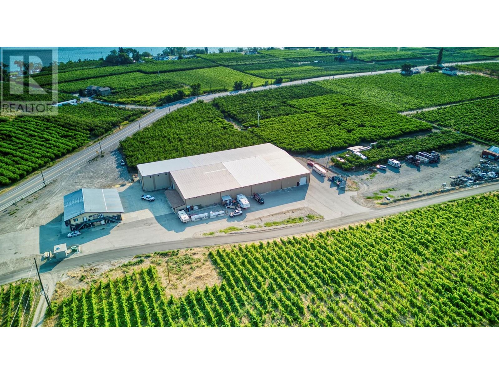 17202 97 Highway Property Photo 3