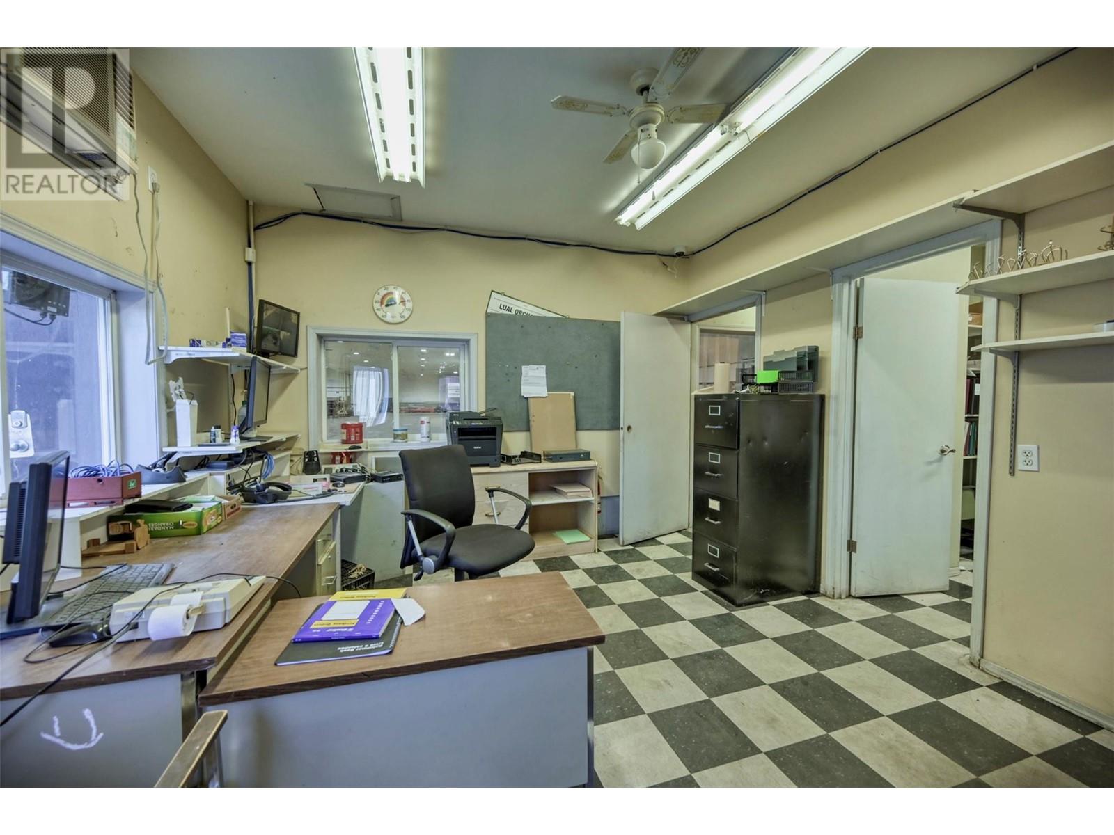 17202 97 Highway Property Photo 10