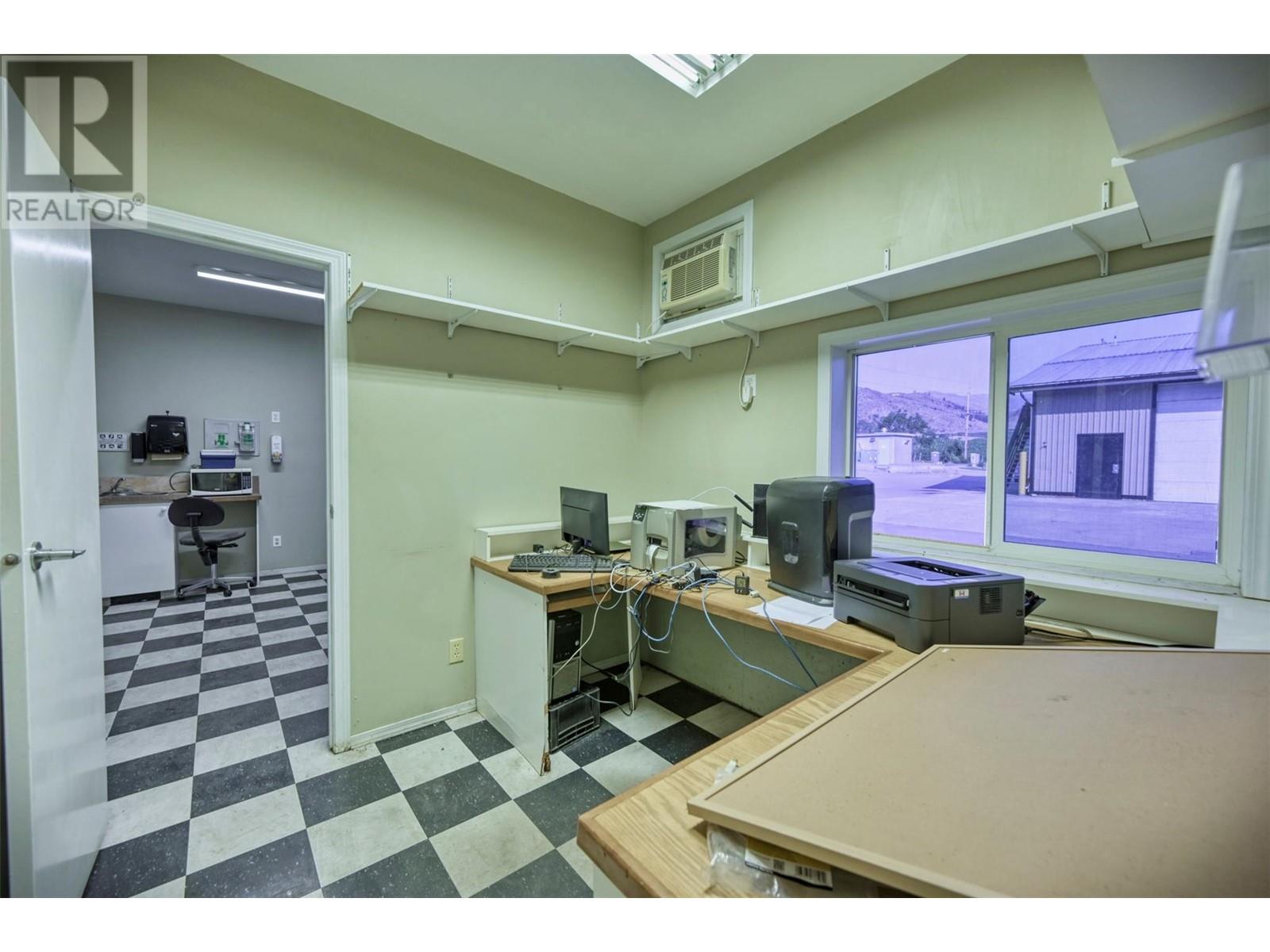 17202 97 Highway Property Photo 13