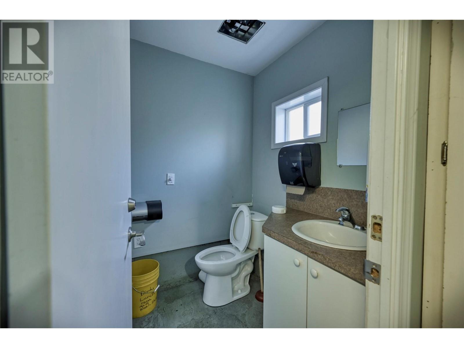 17202 97 Highway Property Photo 16