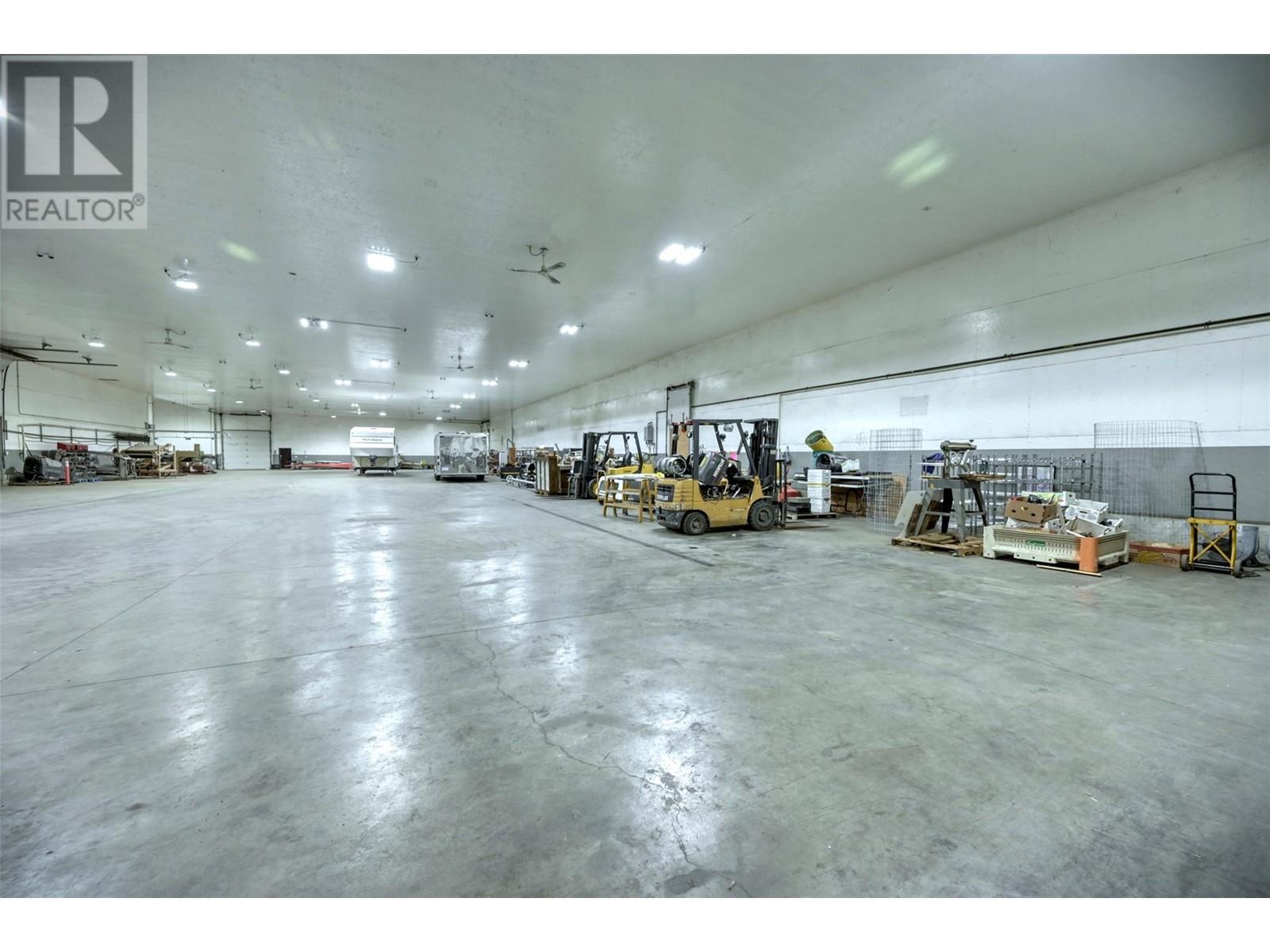 17202 97 Highway Property Photo 18