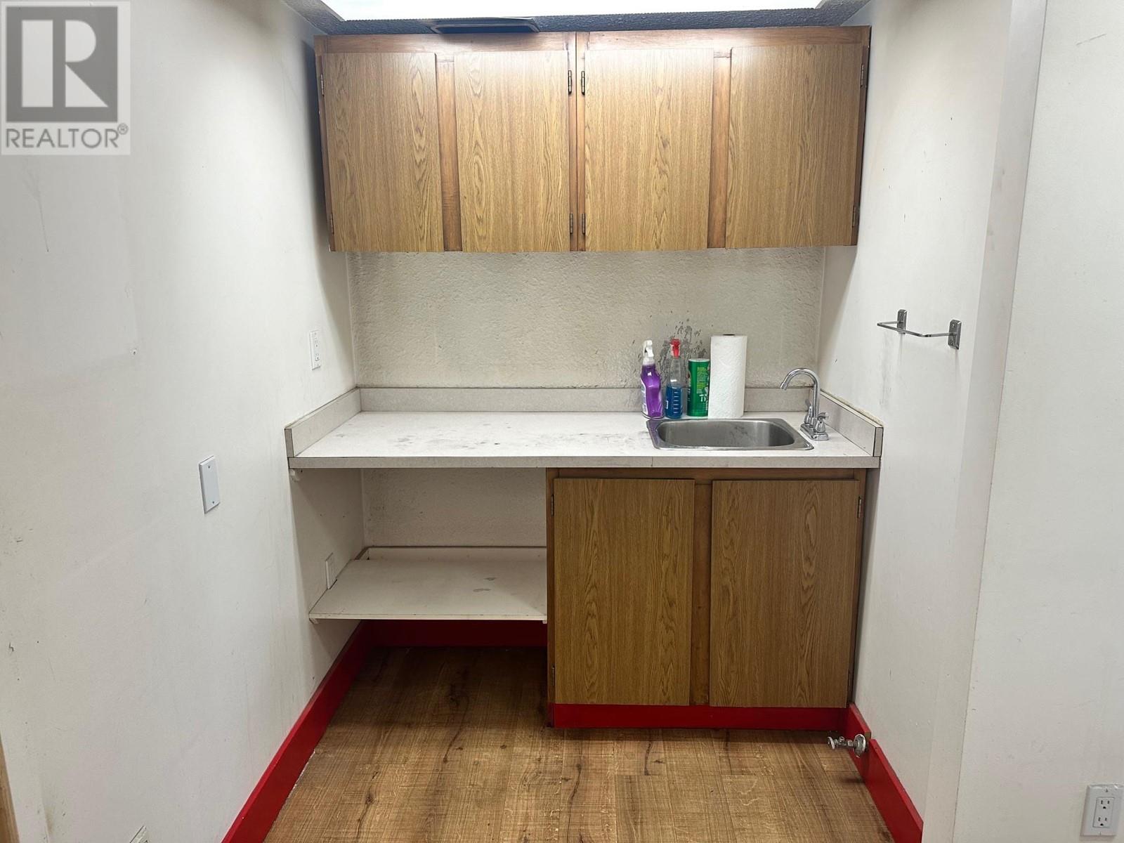 2805 44 Avenue Unit# A Property Photo 11