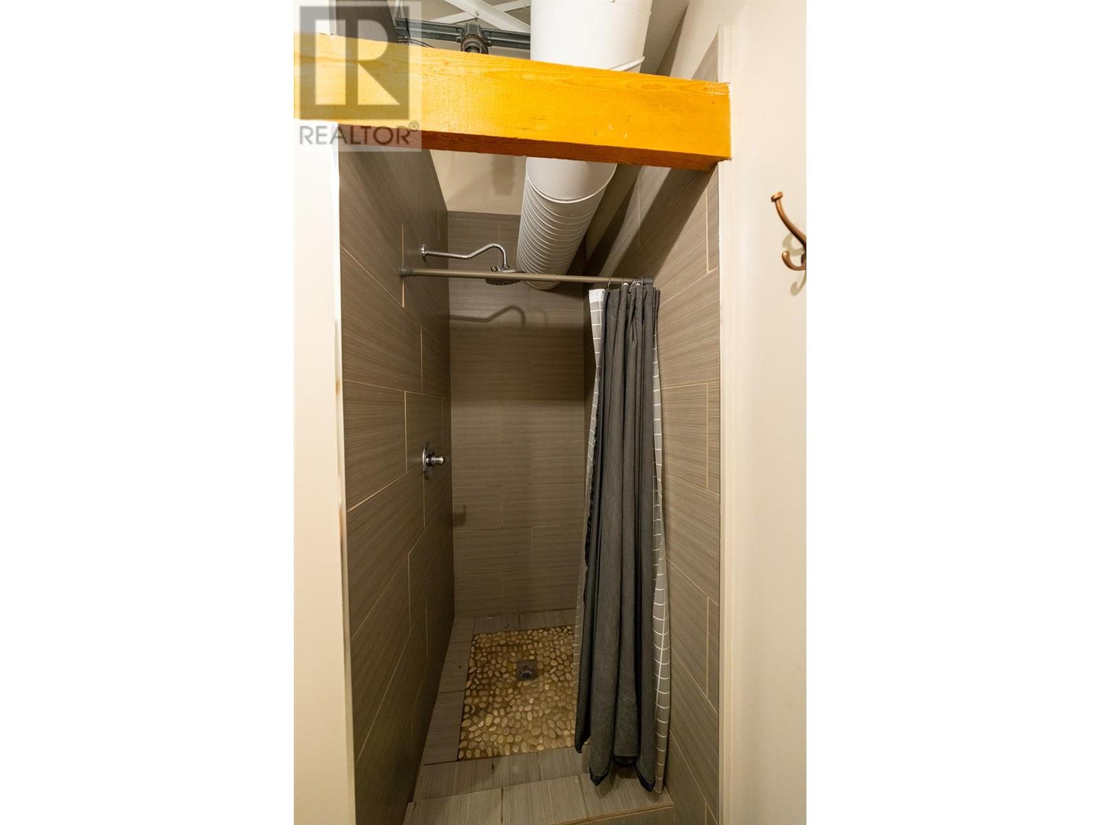 3710 Hoskins Road Unit# 103/104 Property Photo 17