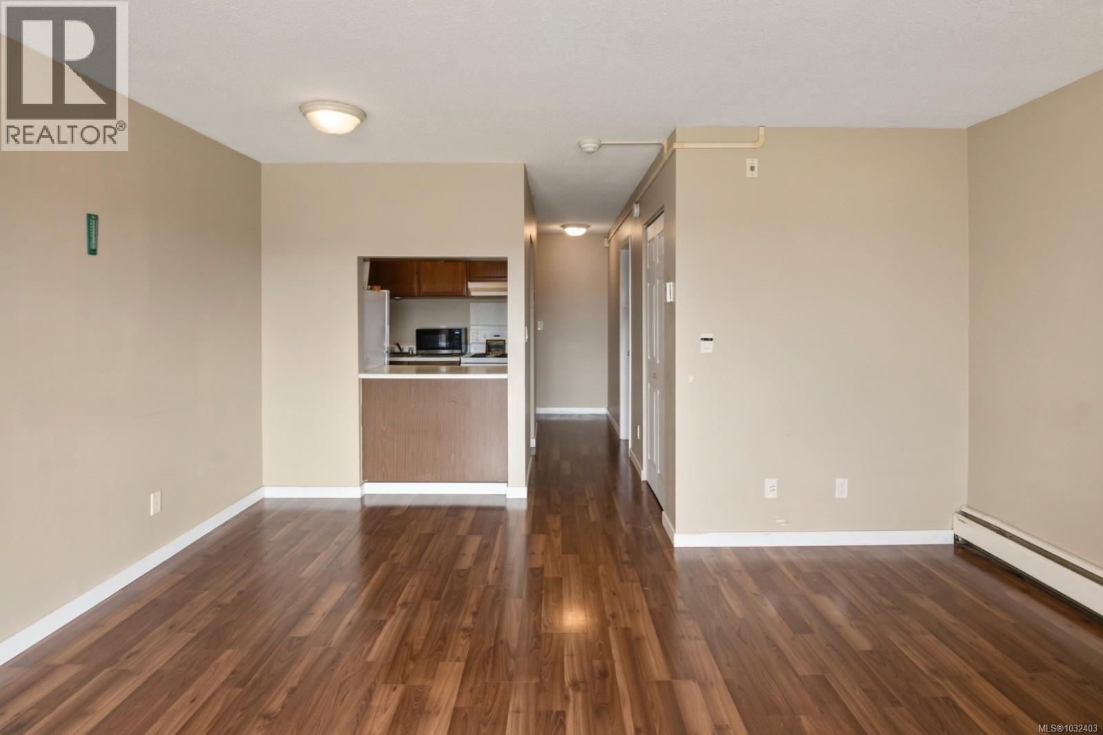 211 377 Dogwood St Property Photo 5