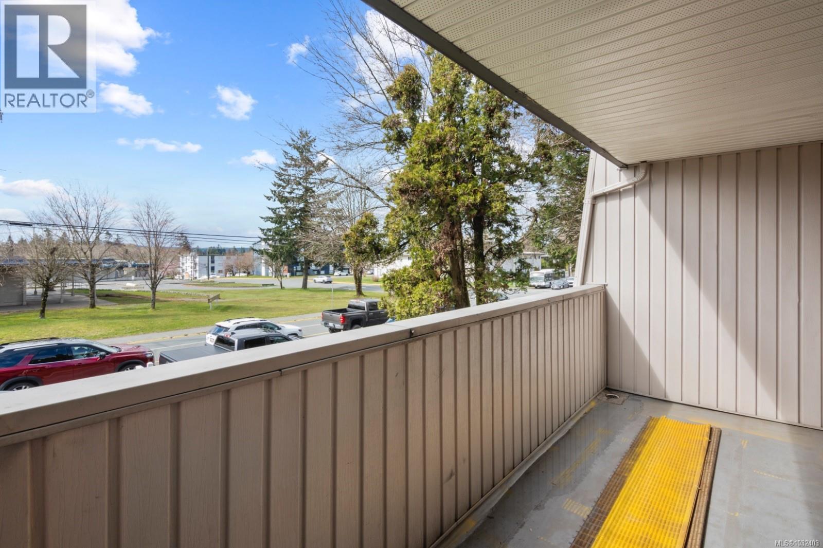 211 377 Dogwood St Property Photo 11