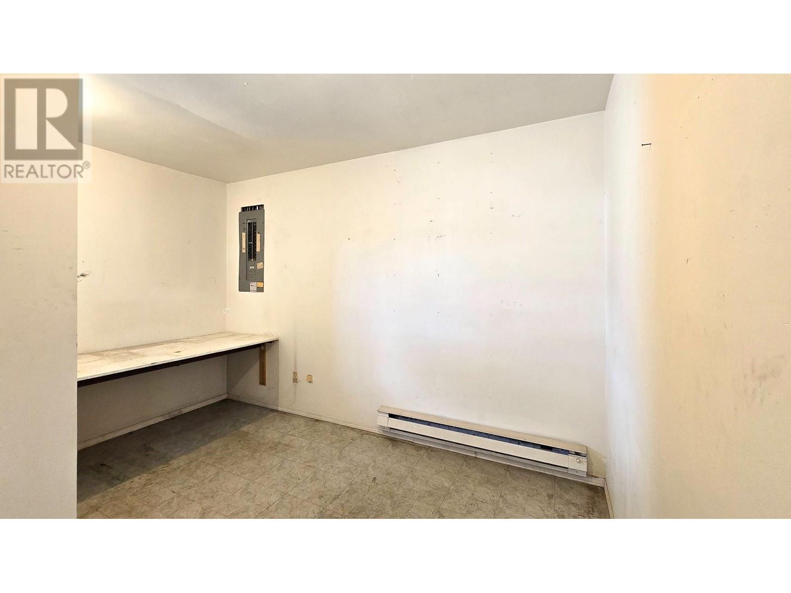 1386 Pleasant Valley Road Property Photo 4