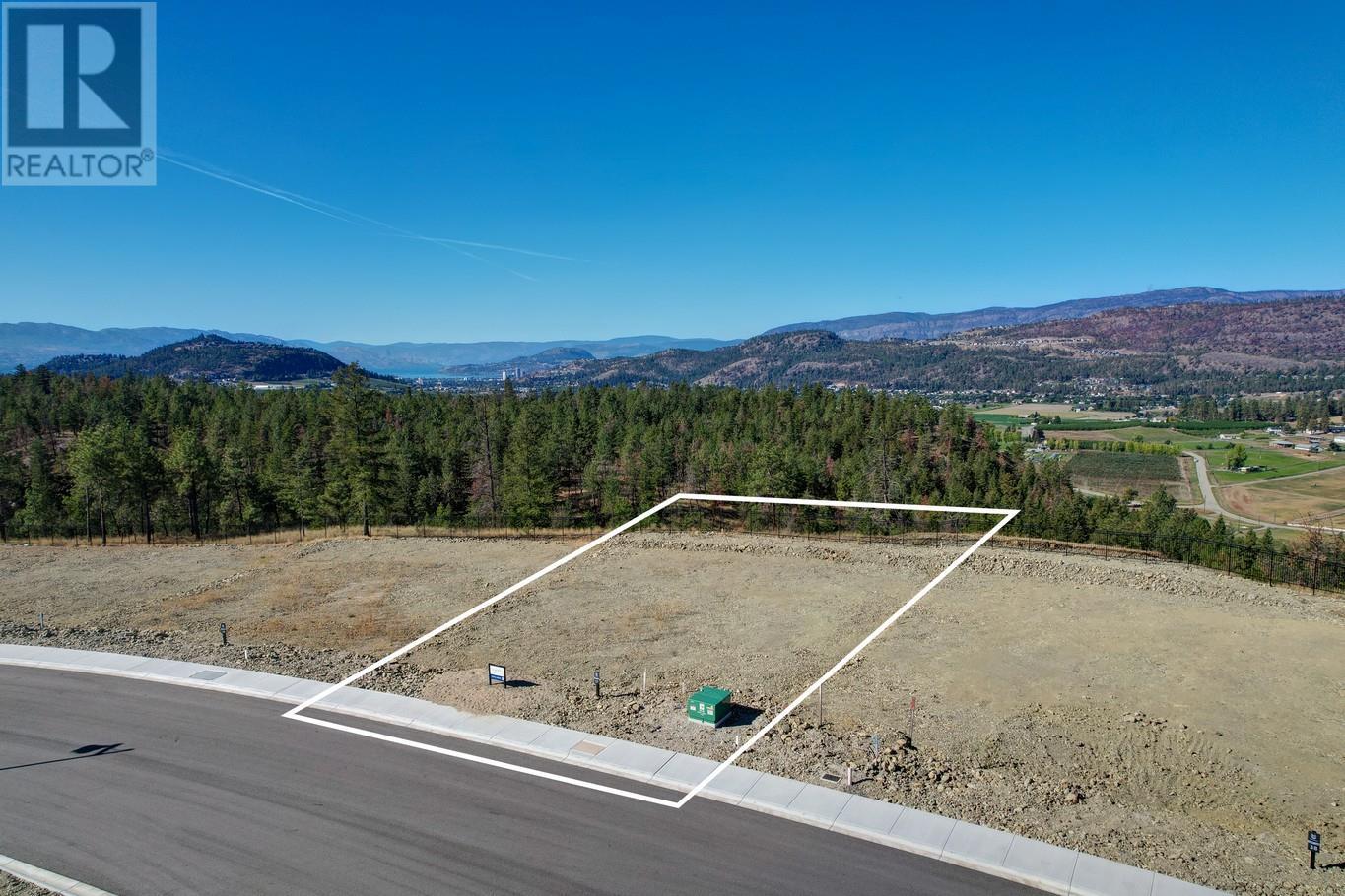 686 Kingswood Terrace Lot# 37 Property Photo 1