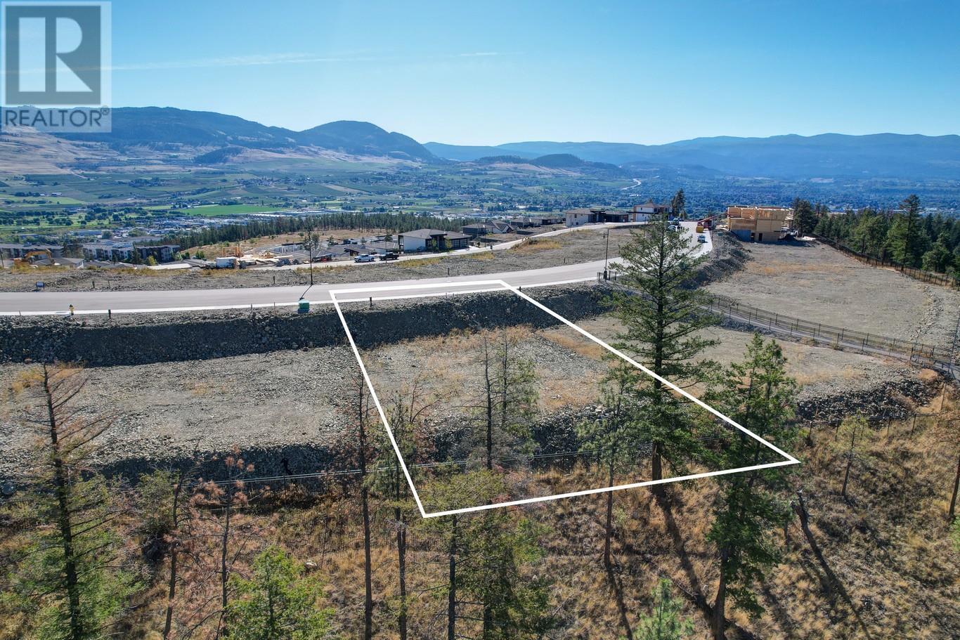 710 Kingswood Terrace Lot# 40 Property Photo 5