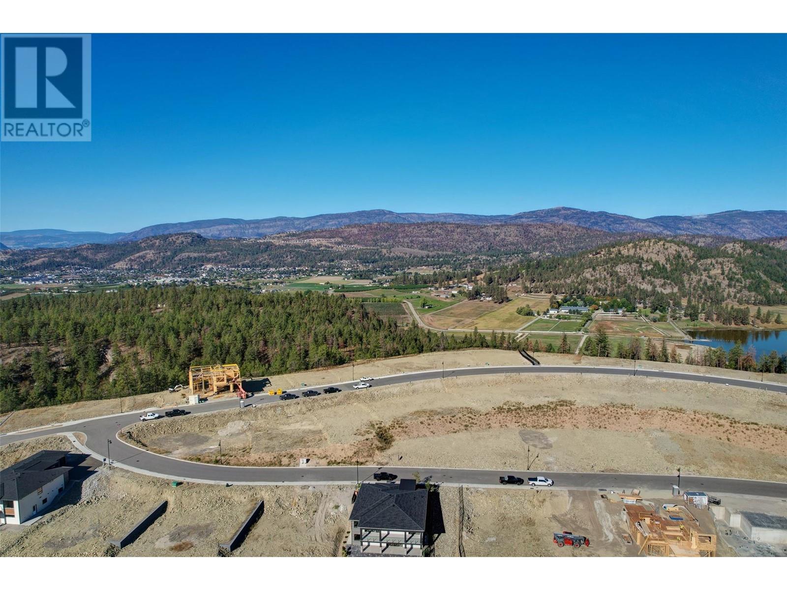 710 Kingswood Terrace Lot# 40 Property Photo 6