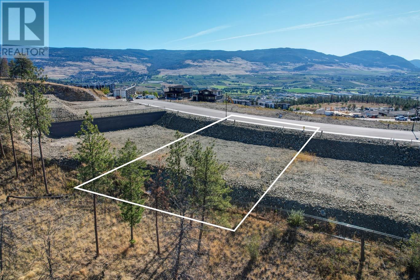726 Kingswood Terrace Lot# 42 Property Photo 4