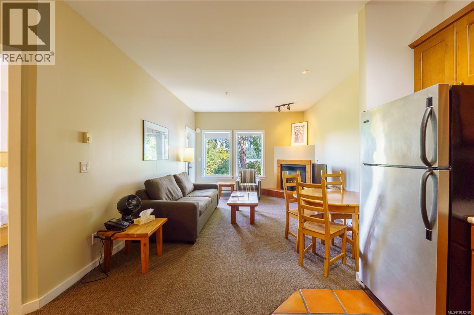 507 1971 Harbour Dr Property Photo 10