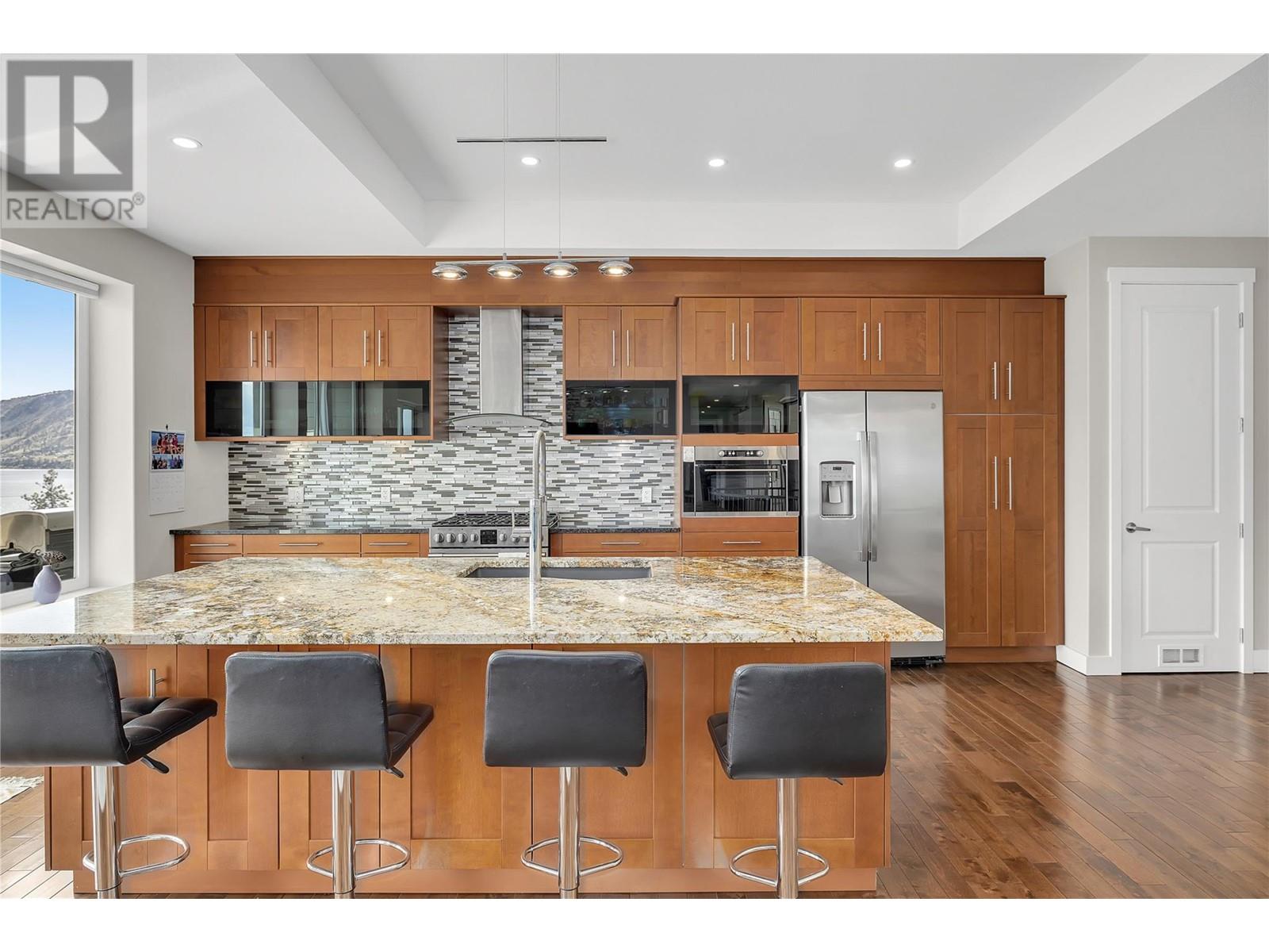 6372 Topham Place Property Photo 19