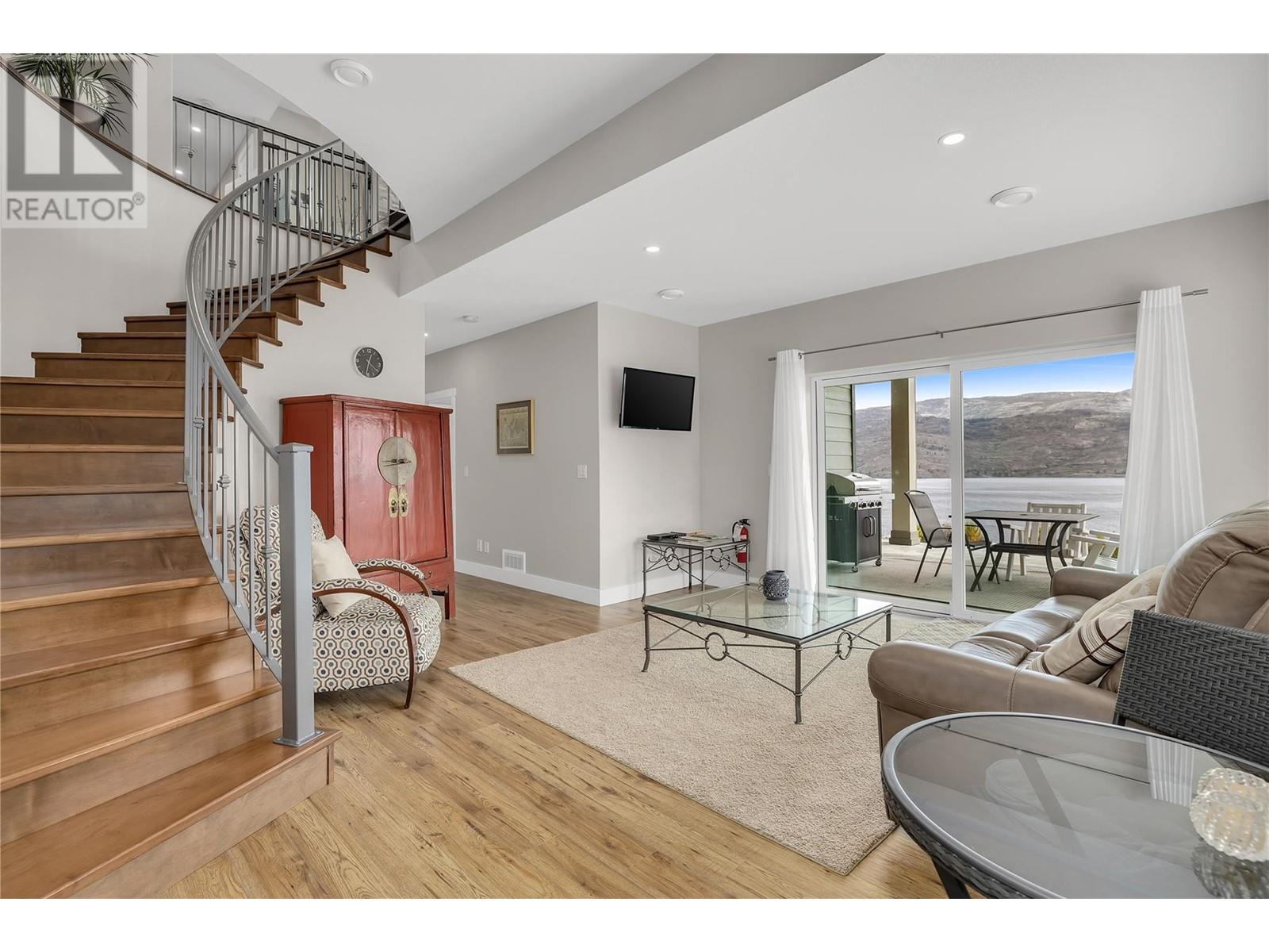 6372 Topham Place Property Photo 44