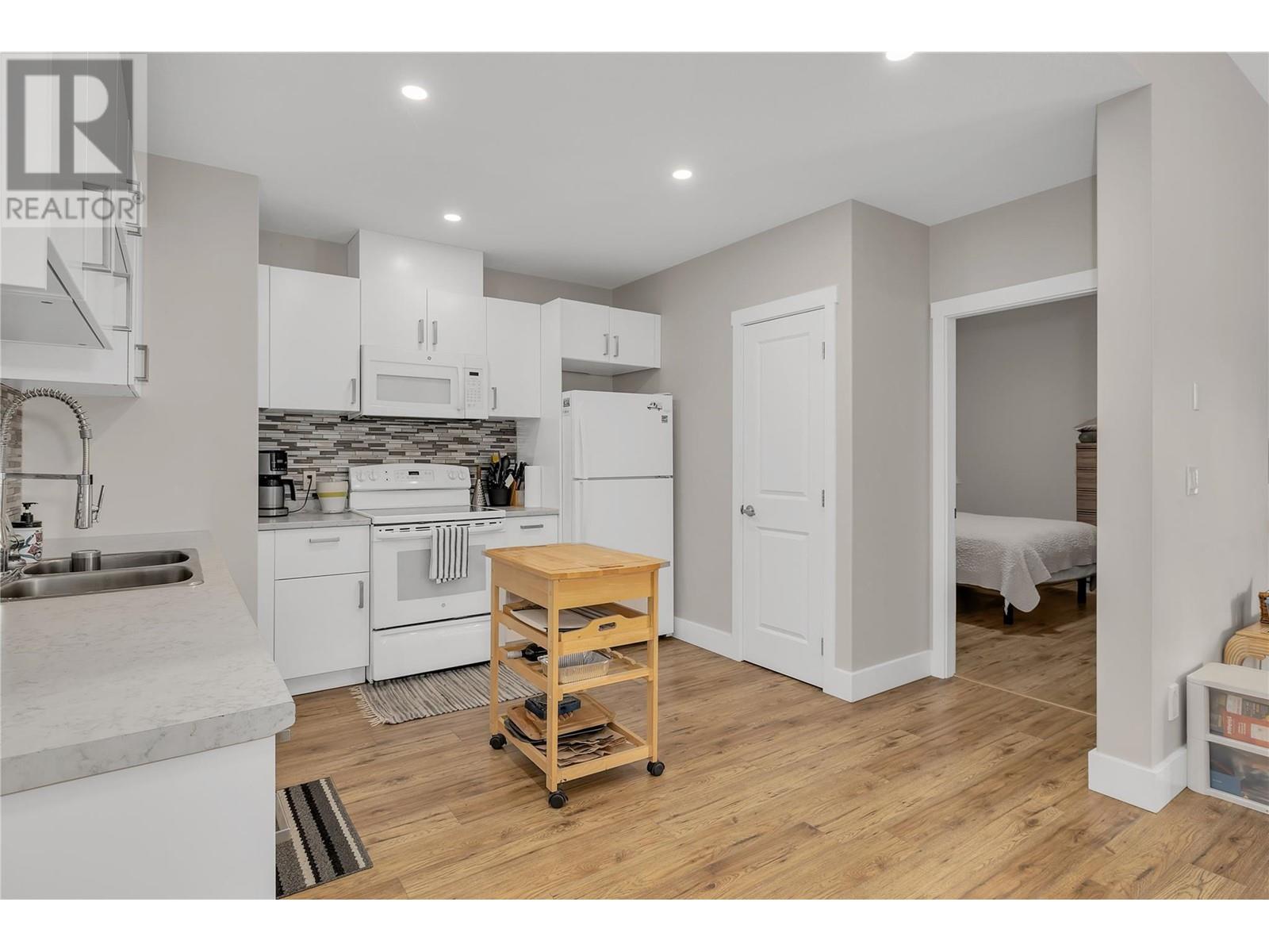 6372 Topham Place Property Photo 49