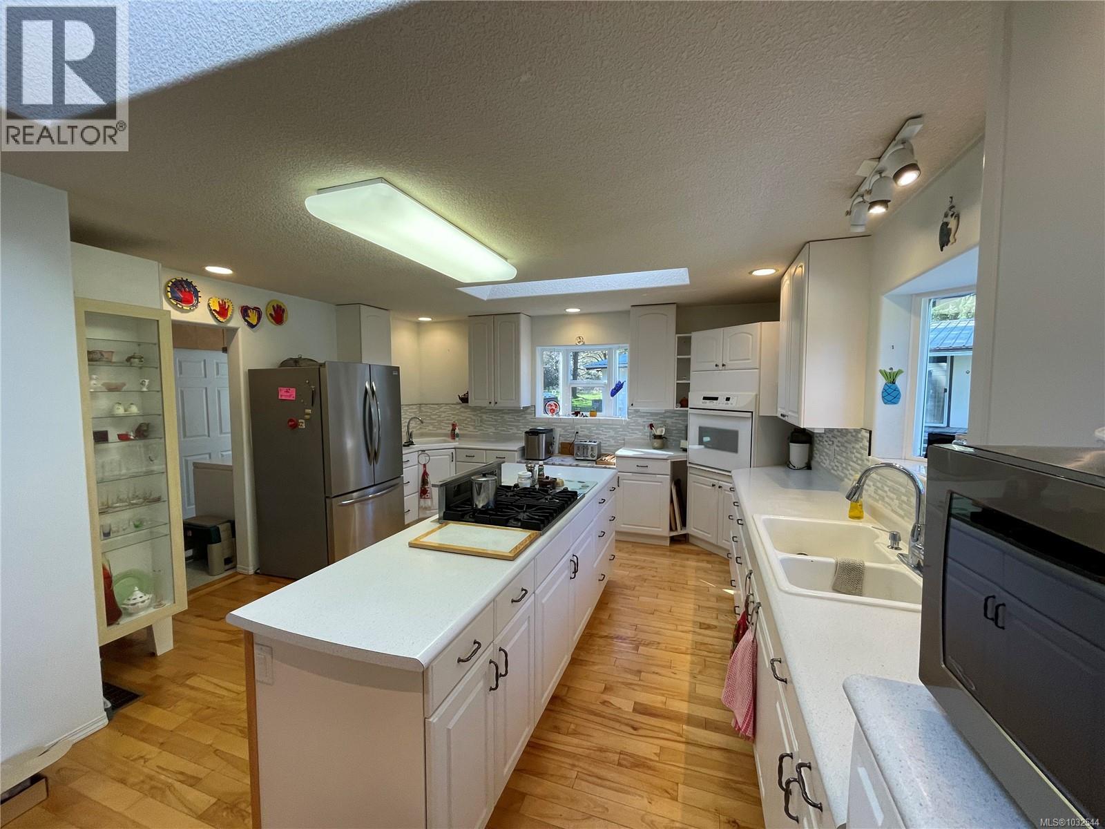 873 Driftwood Dr Property Photo 18