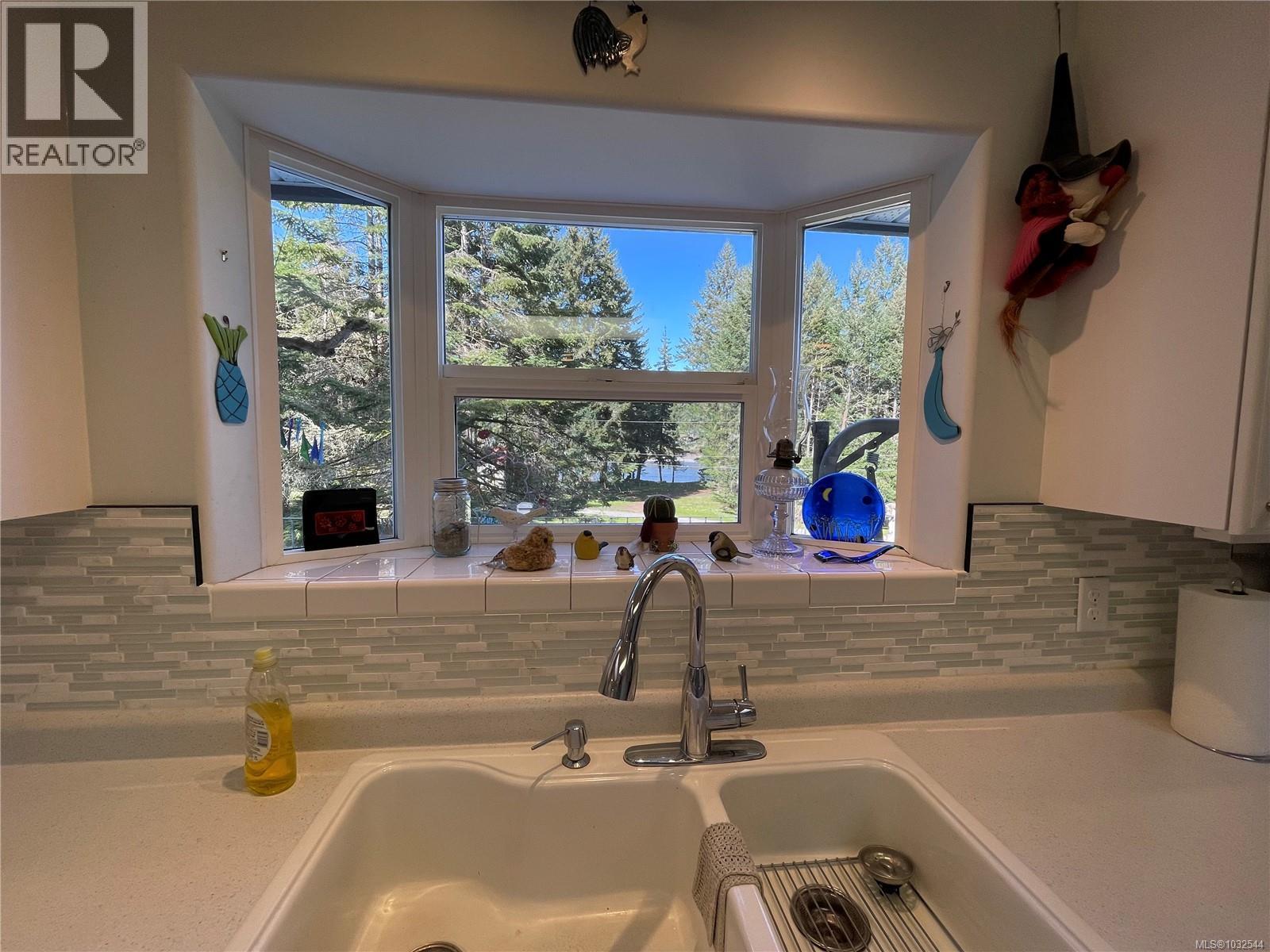 873 Driftwood Dr Property Photo 27