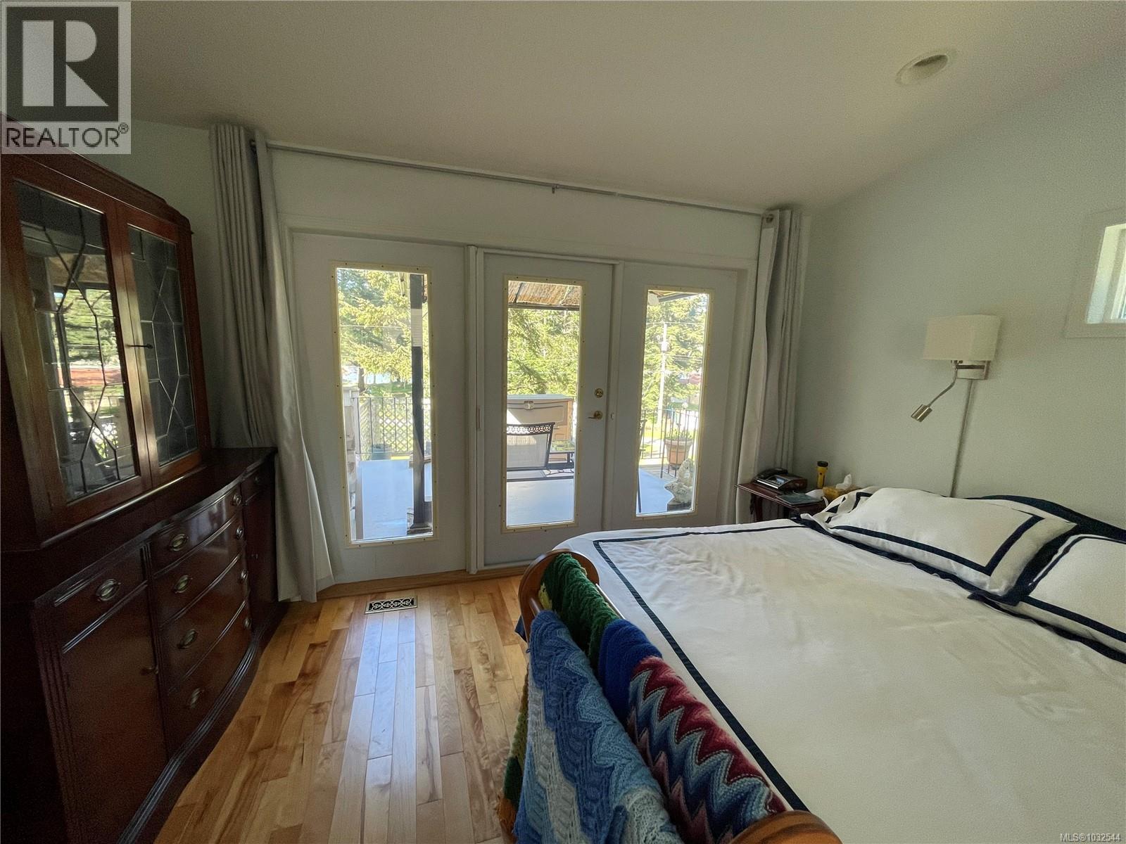 873 Driftwood Dr Property Photo 38