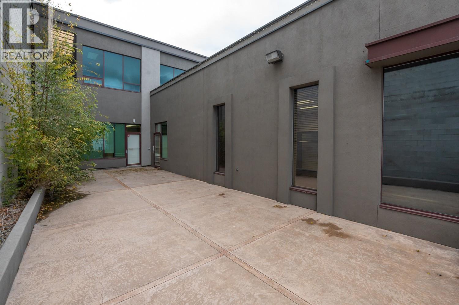 100 Front Street Property Photo 10