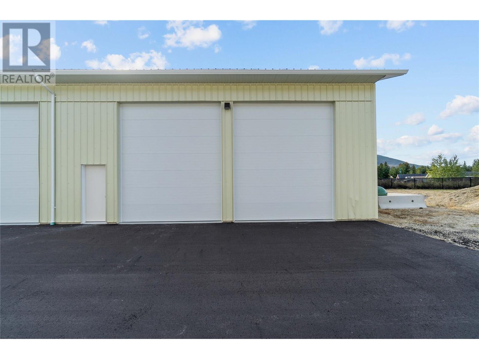 1721 Hillier Road E Unit# J1 And J2 Property Photo 1