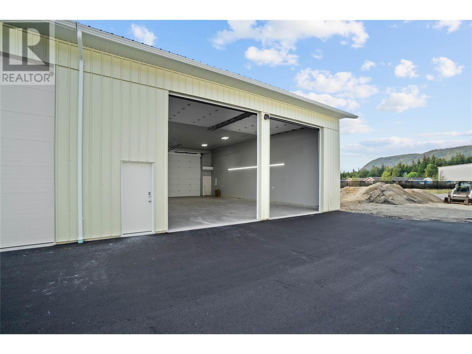 1721 Hillier Road E Unit# J1 And J2 Property Photo 4