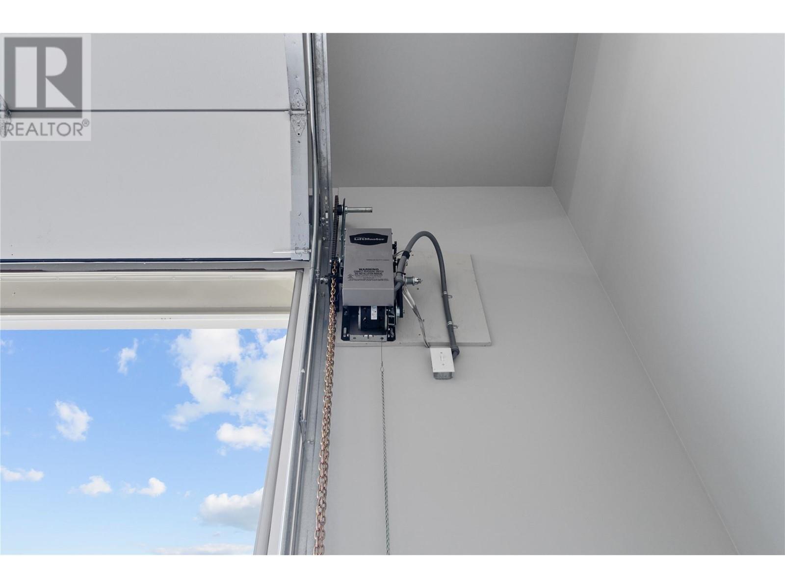 1721 Hillier Road E Unit# J1 And J2 Property Photo 13