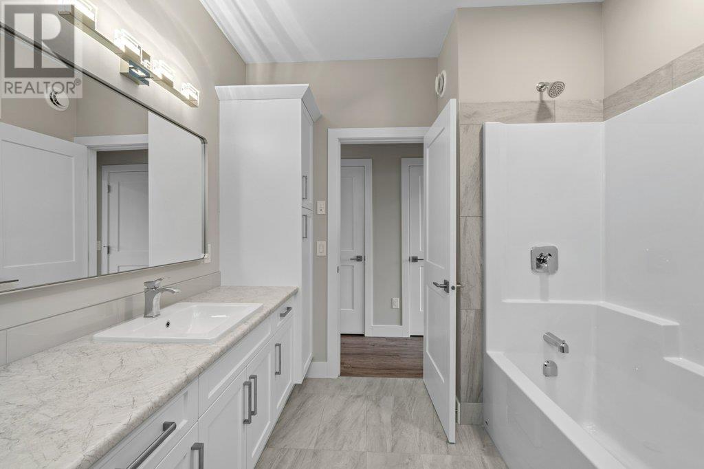 2542 Pinnacle Ridge Drive Property Photo 20