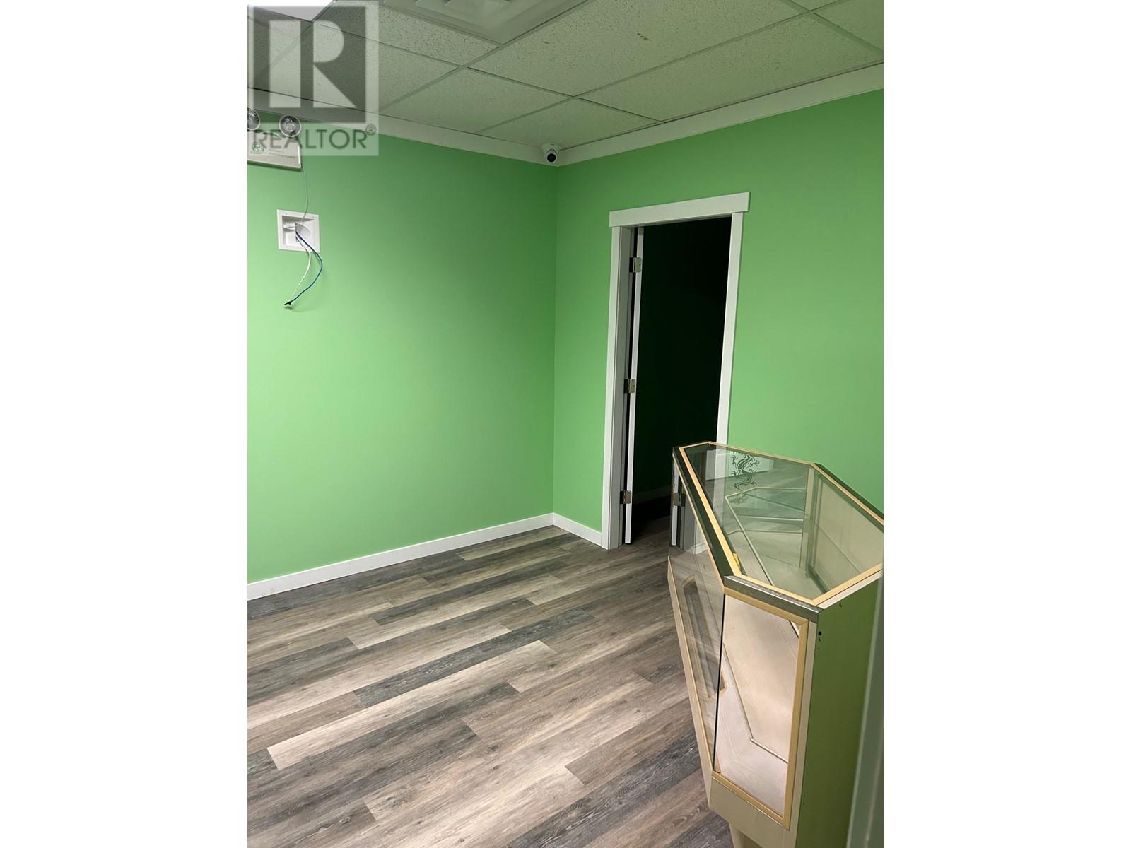 3315 30th Avenue Unit# Basement Lot# 18 & 19 Property Photo 4