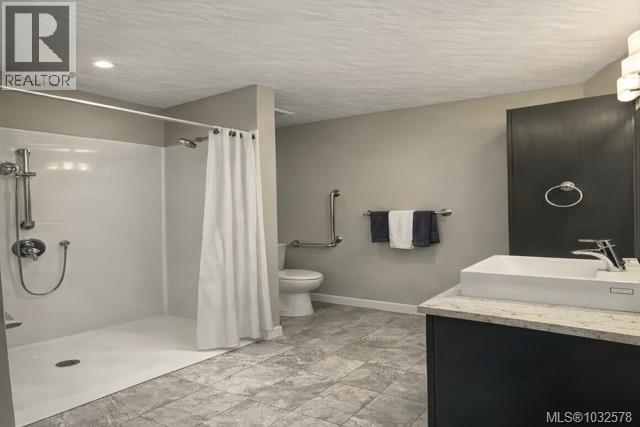 54 7586 Tetayut Rd Property Photo 19
