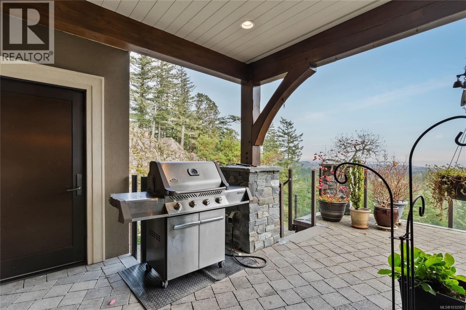 4809 Eales Rd Property Photo 41