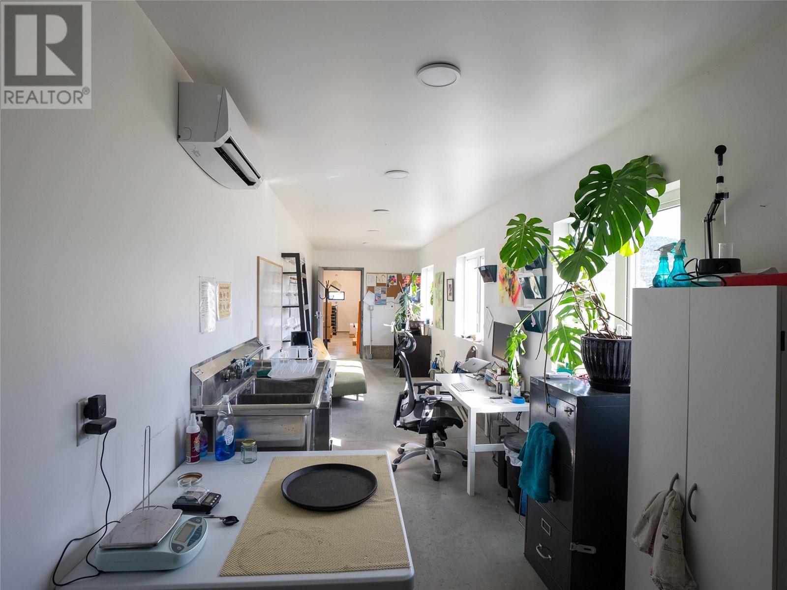 4112 Mclean Creek Road Property Photo 11