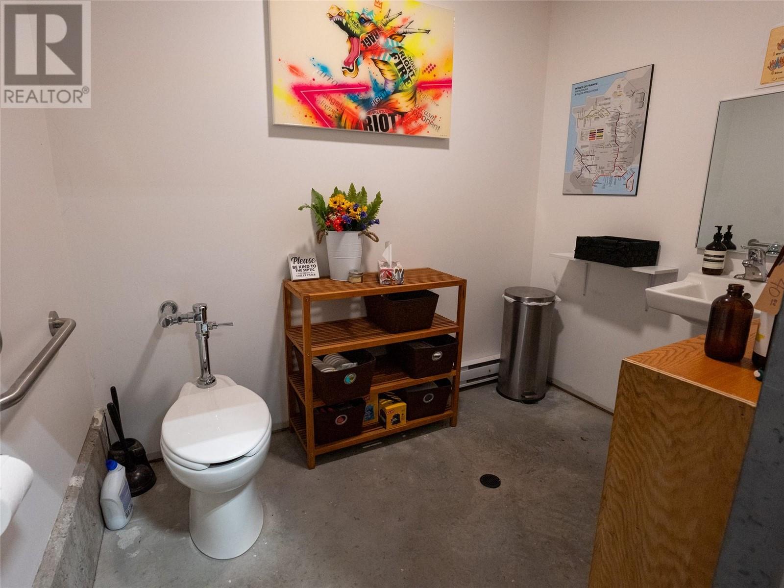 4112 Mclean Creek Road Property Photo 19