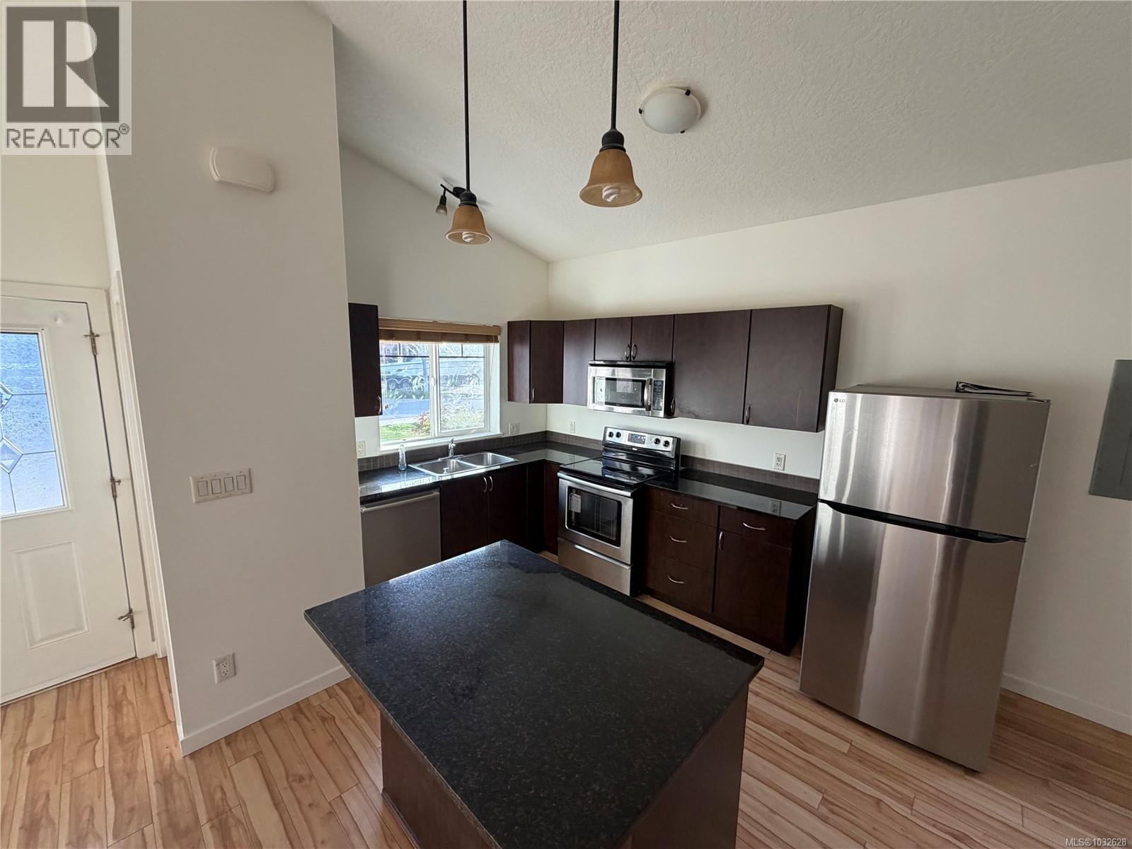 2918 Golden Spike Pl Property Photo 8