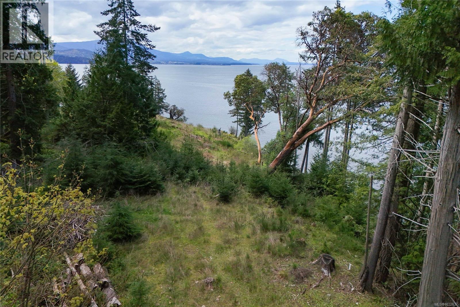 122 Narrows West Rd Property Photo 6