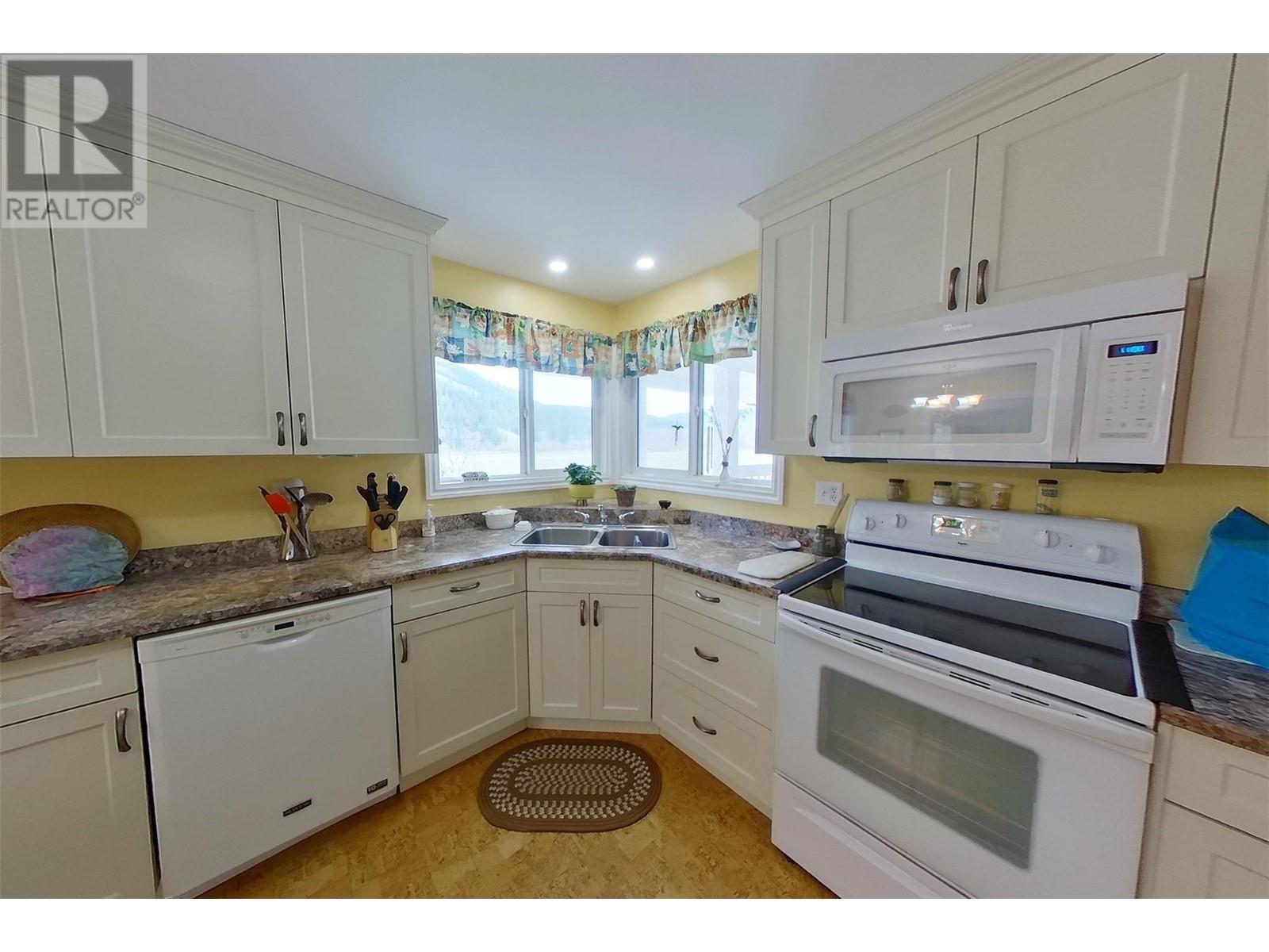 2720 Salmon River Road Property Photo 35