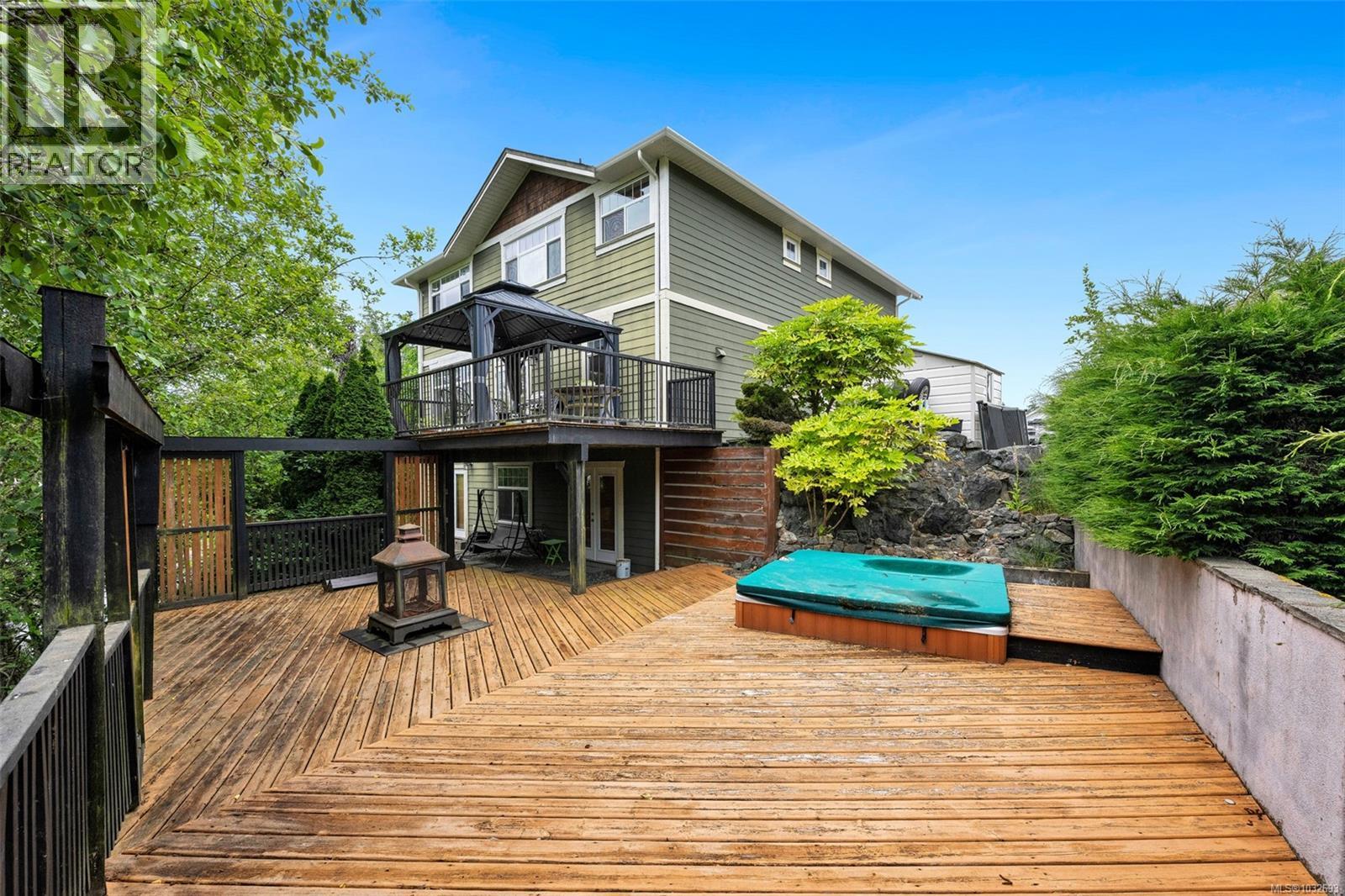 2306 Demamiel Pl Property Photo 5