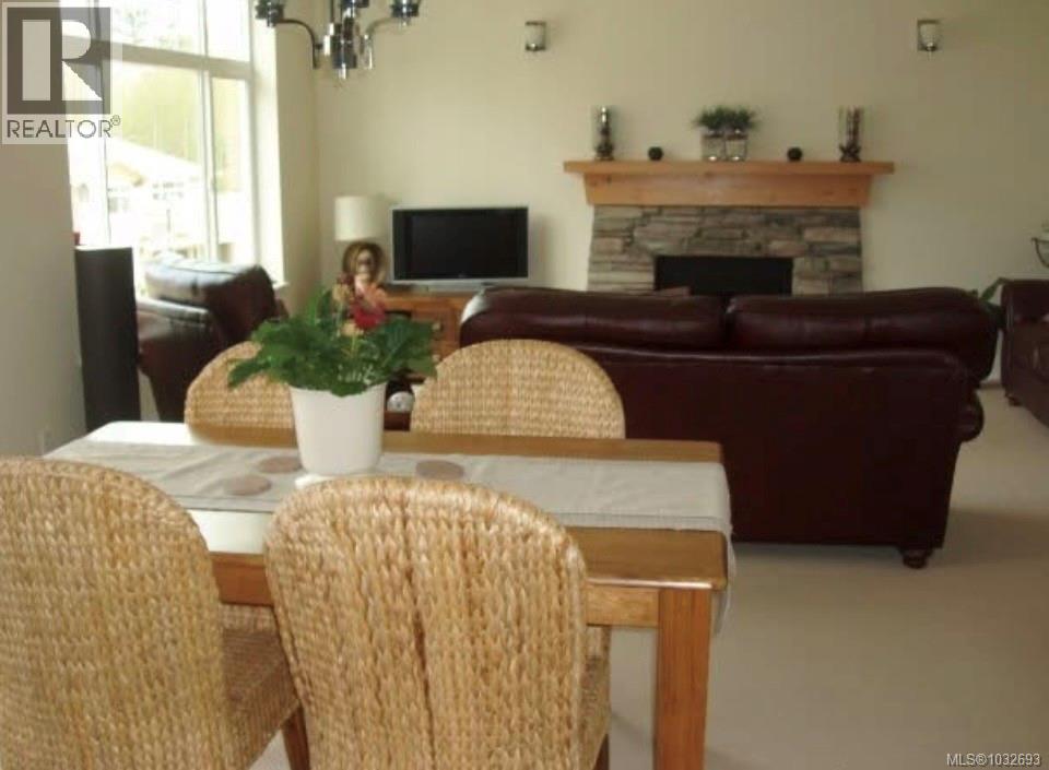 2306 Demamiel Pl Property Photo 8