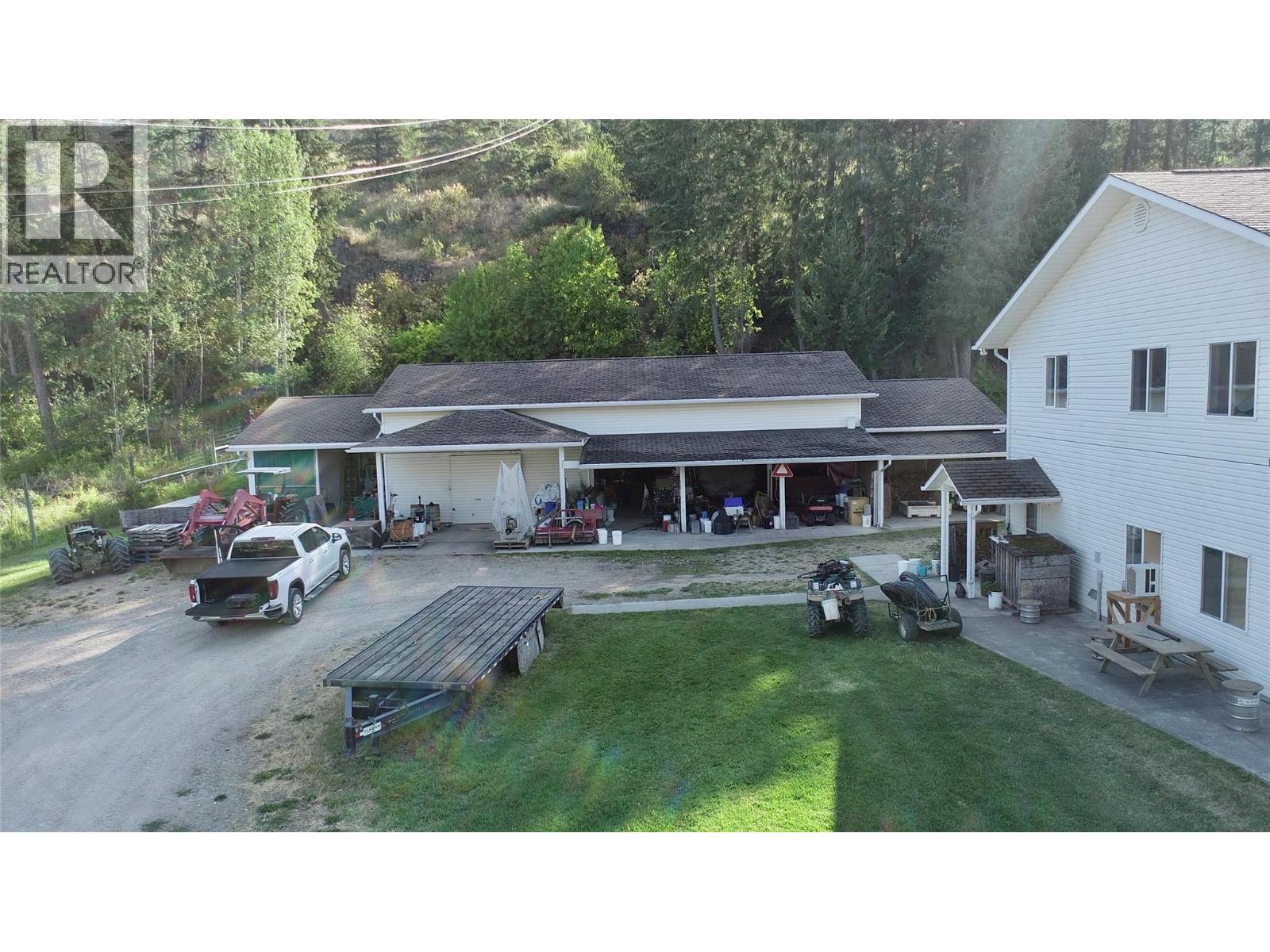 3423 3a Highway Property Photo 3