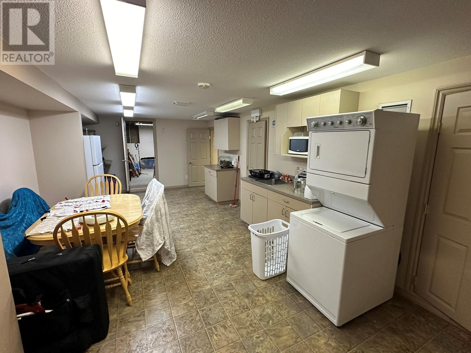 3118 32 Avenue Unit# North Property Photo 22